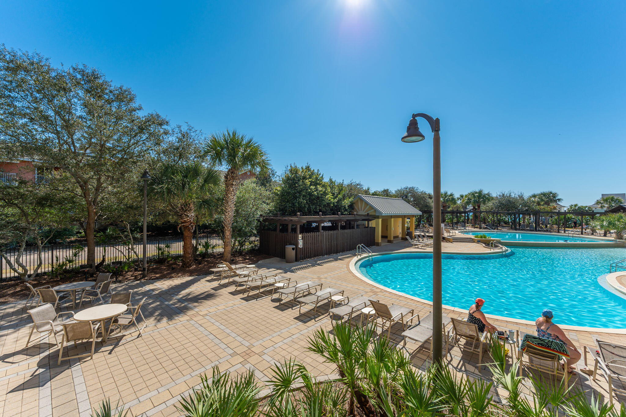 BEACH RESORT - Residential