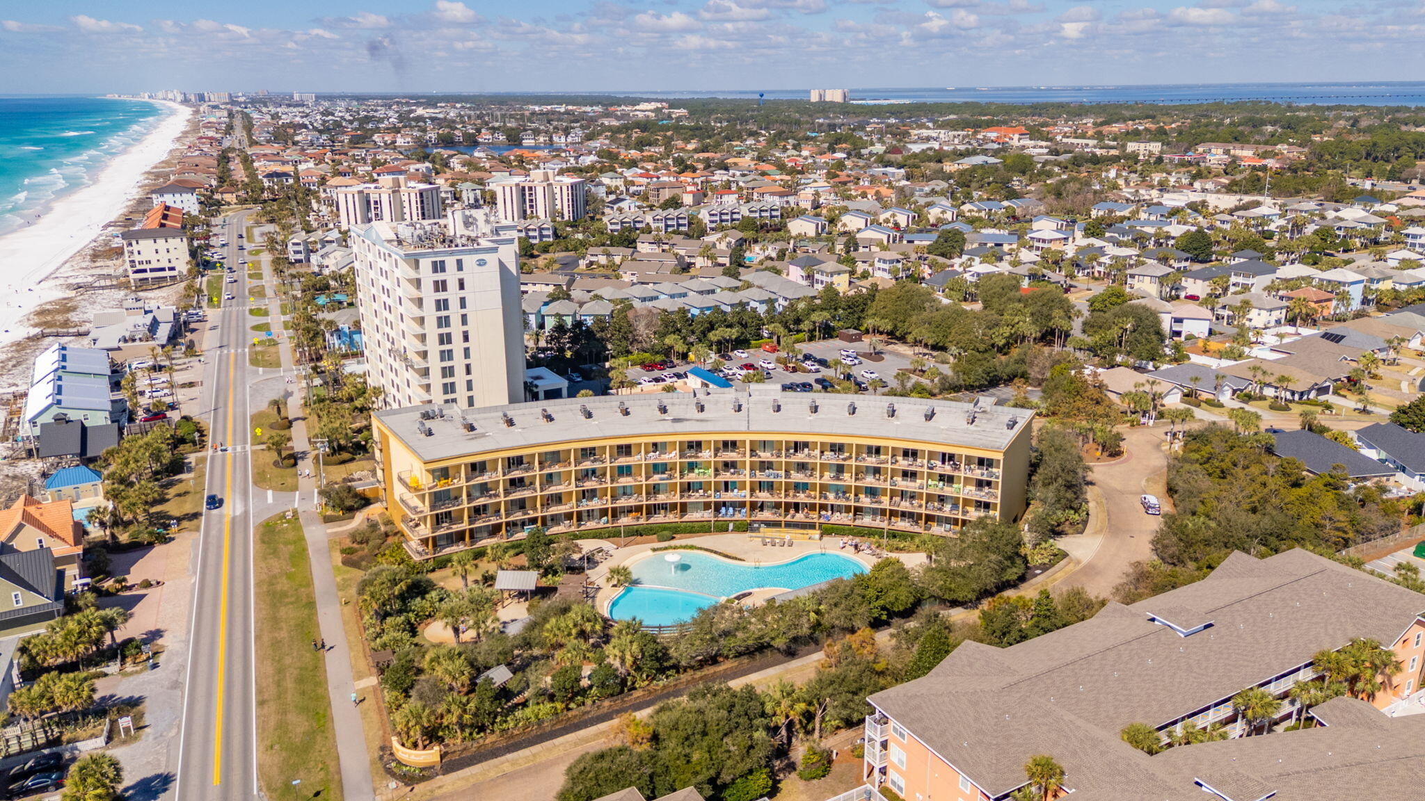 BEACH RESORT - Residential