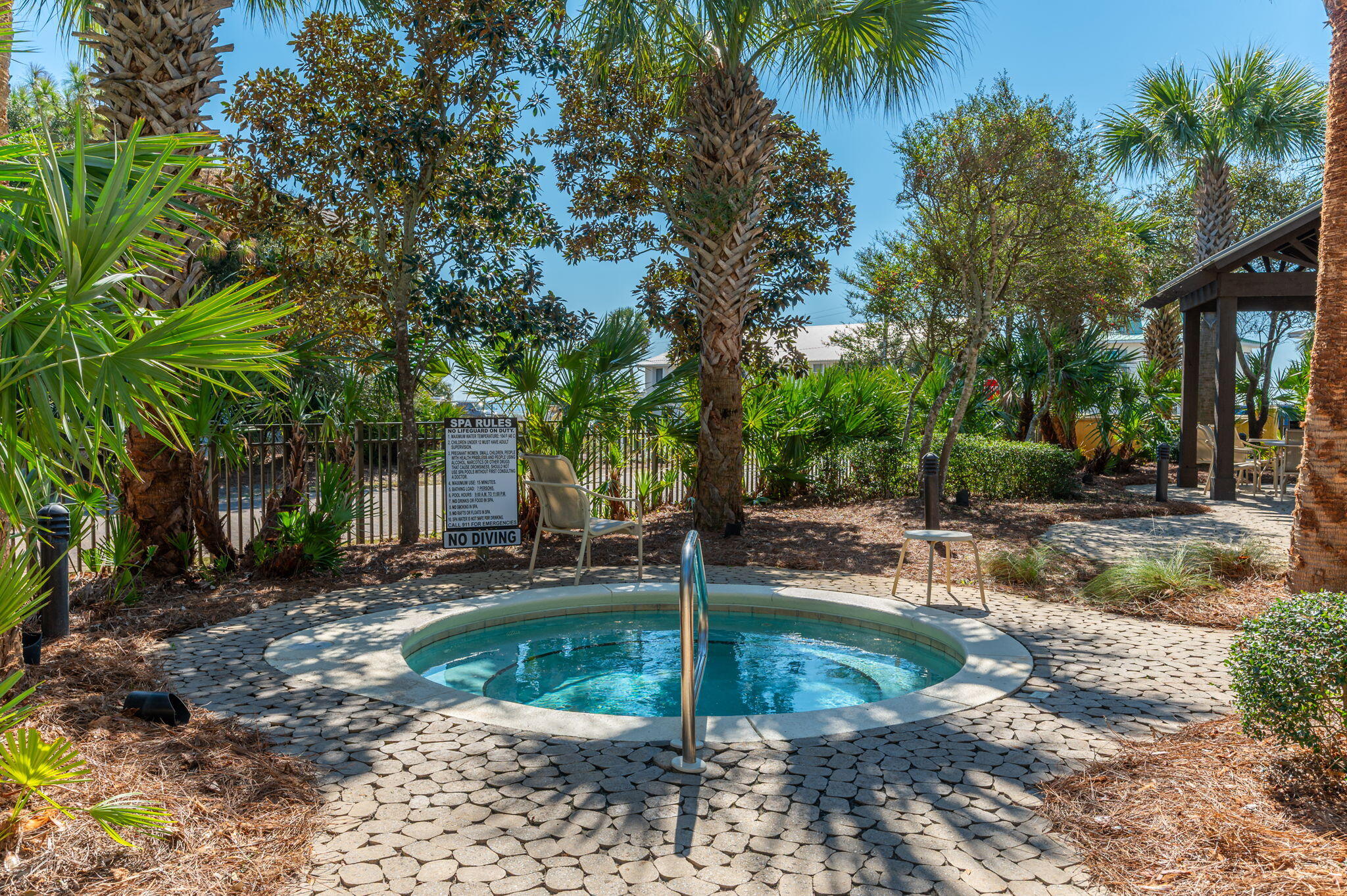 BEACH RESORT - Residential