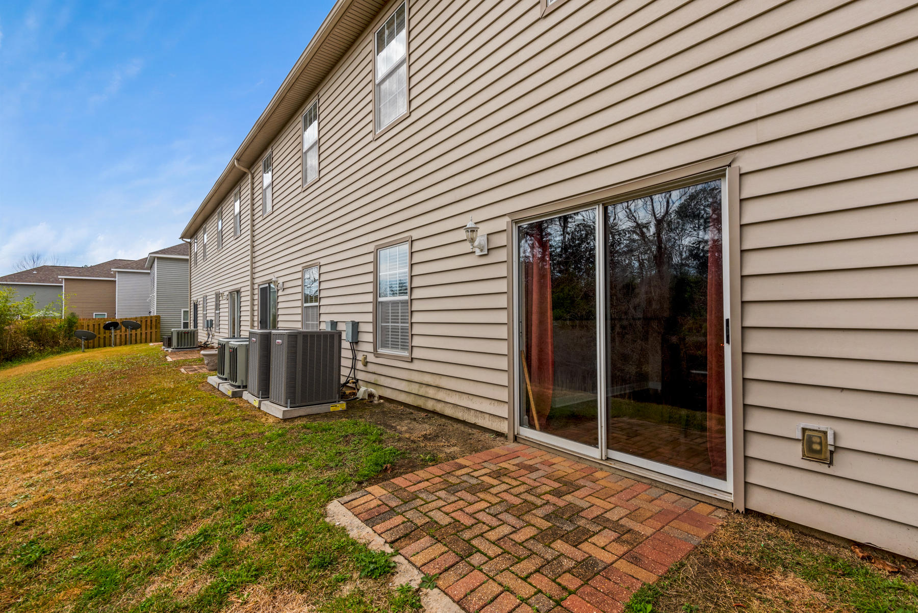 CARONDOLET T/H - Residential