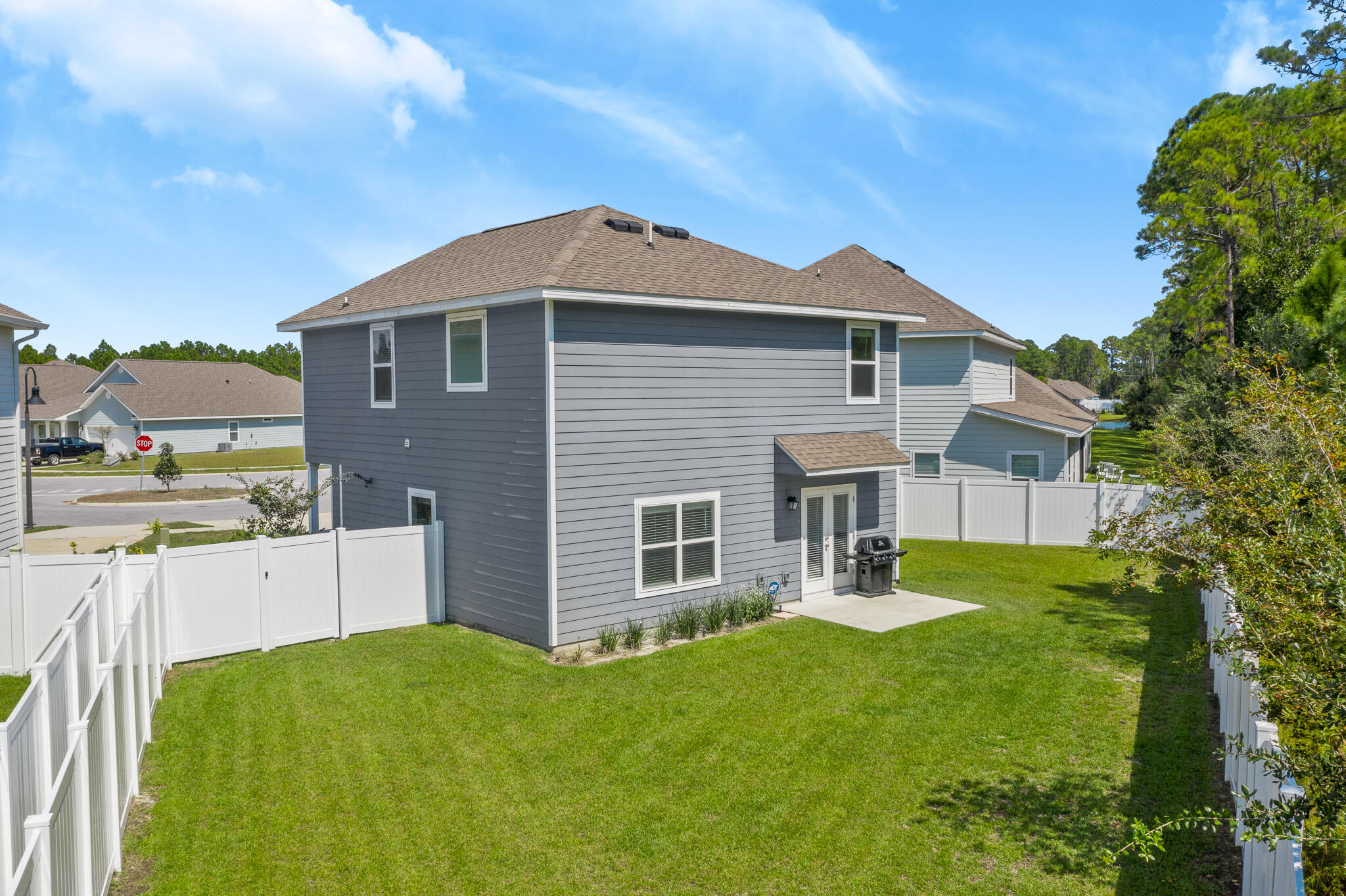 STONEGATE - Residential