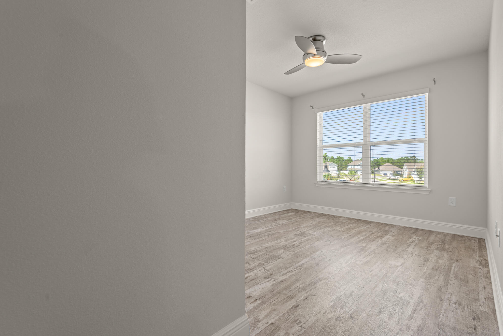 STONEGATE - Residential