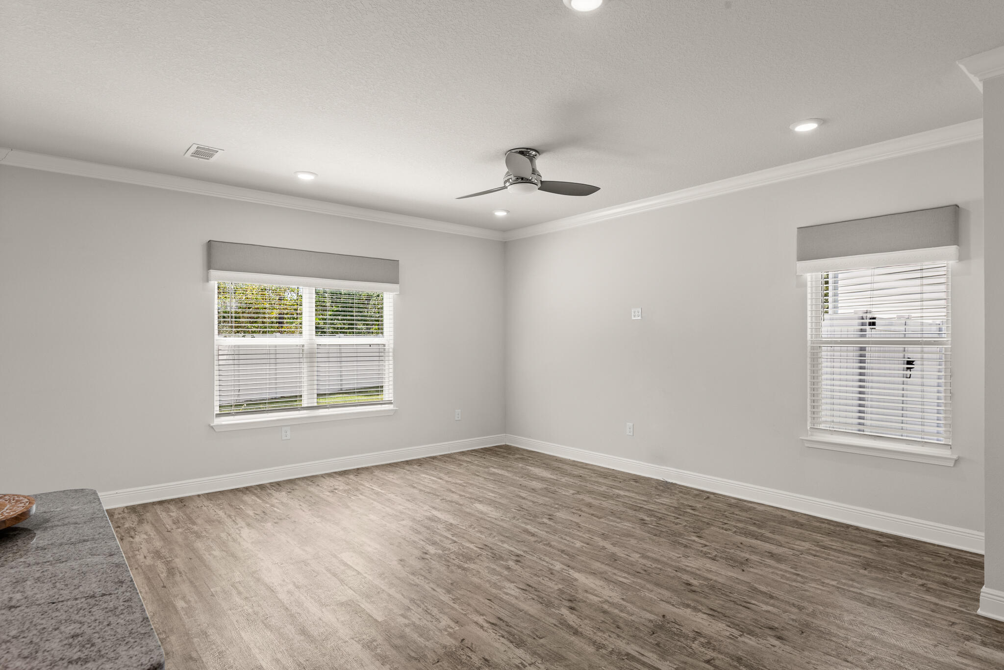 STONEGATE - Residential