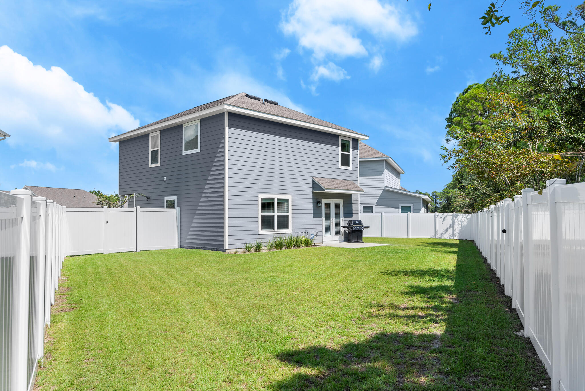 STONEGATE - Residential