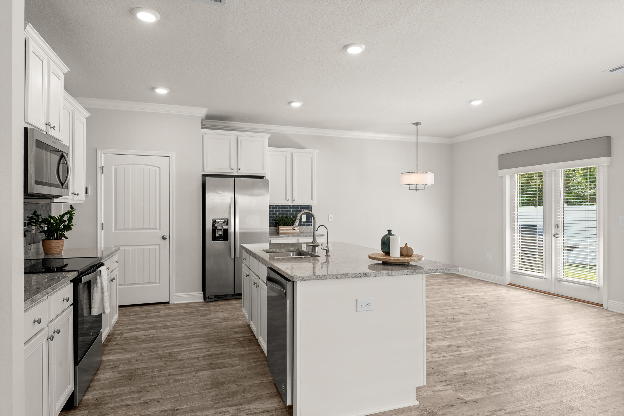 STONEGATE - Residential