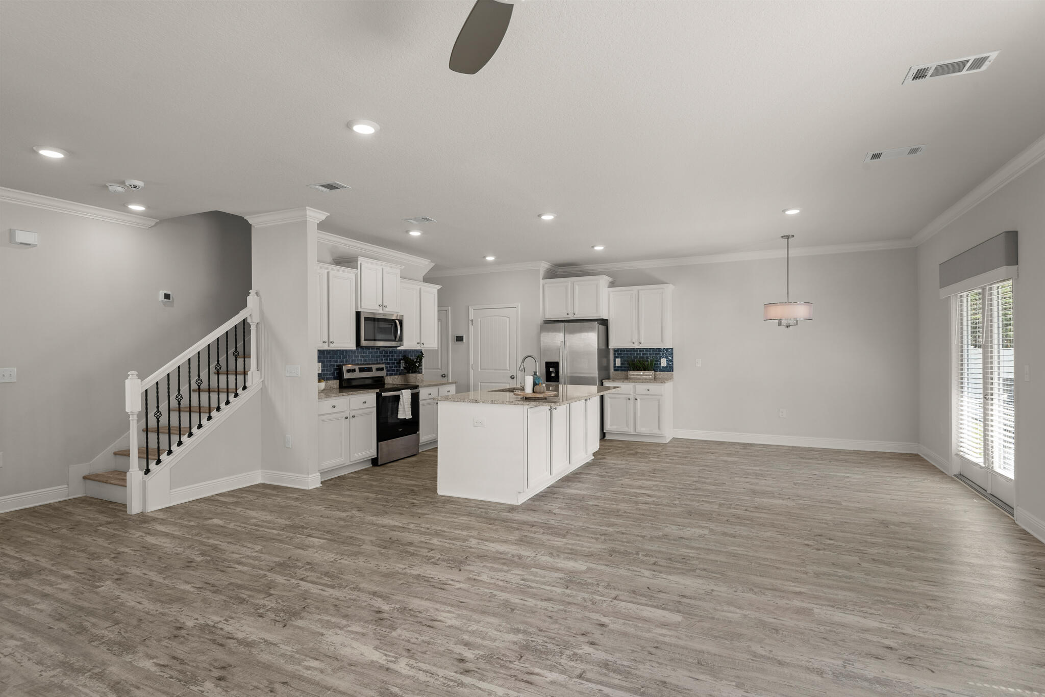 STONEGATE - Residential