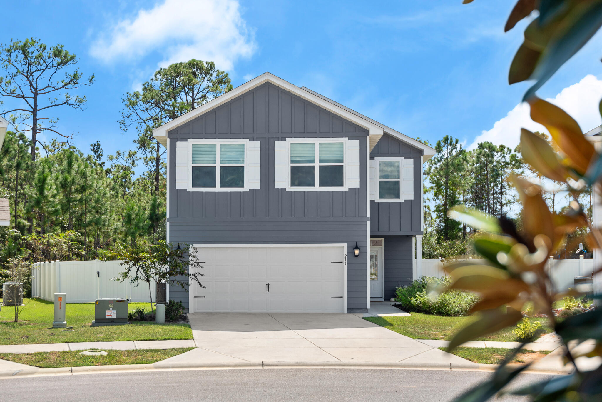 STONEGATE - Residential