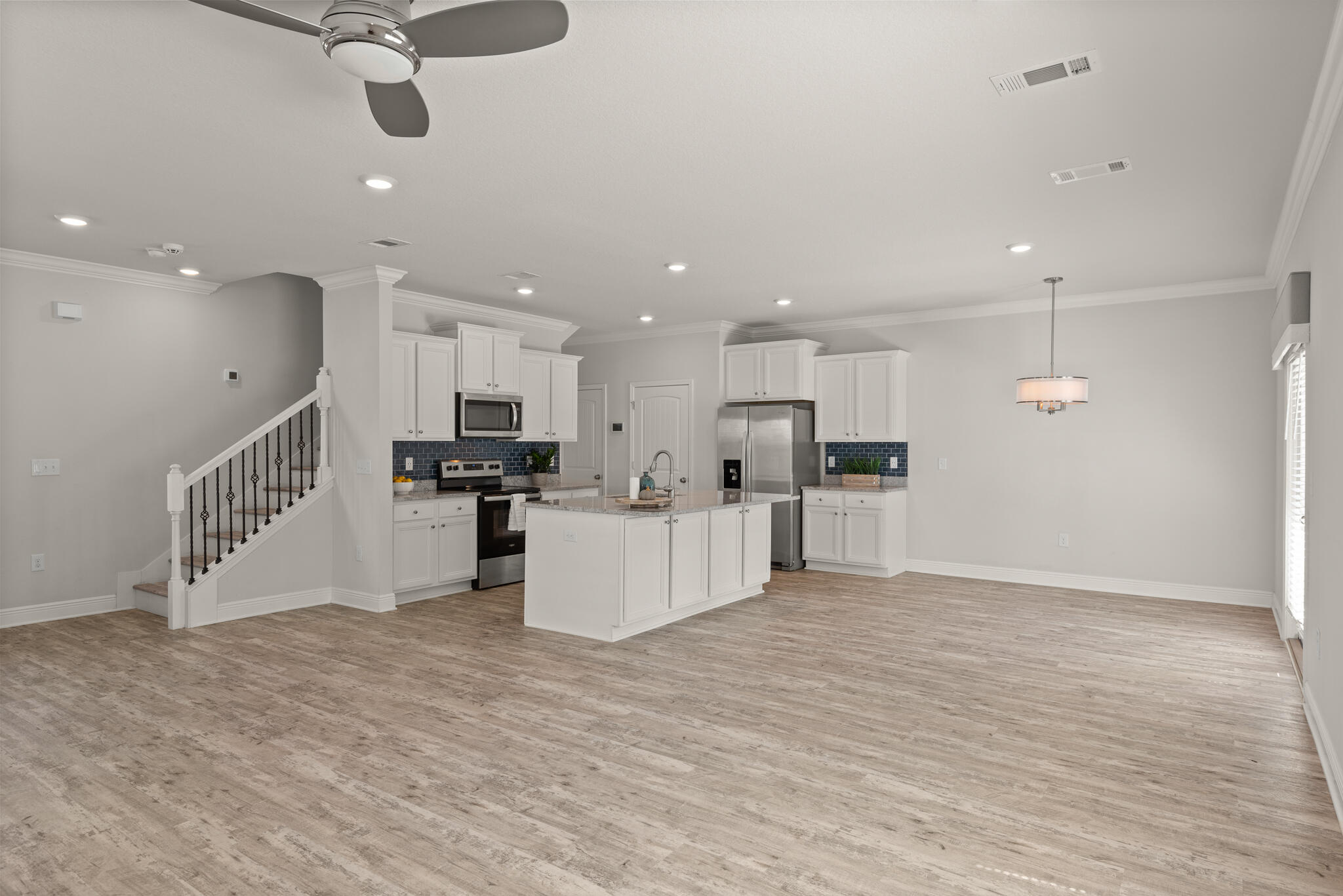 STONEGATE - Residential