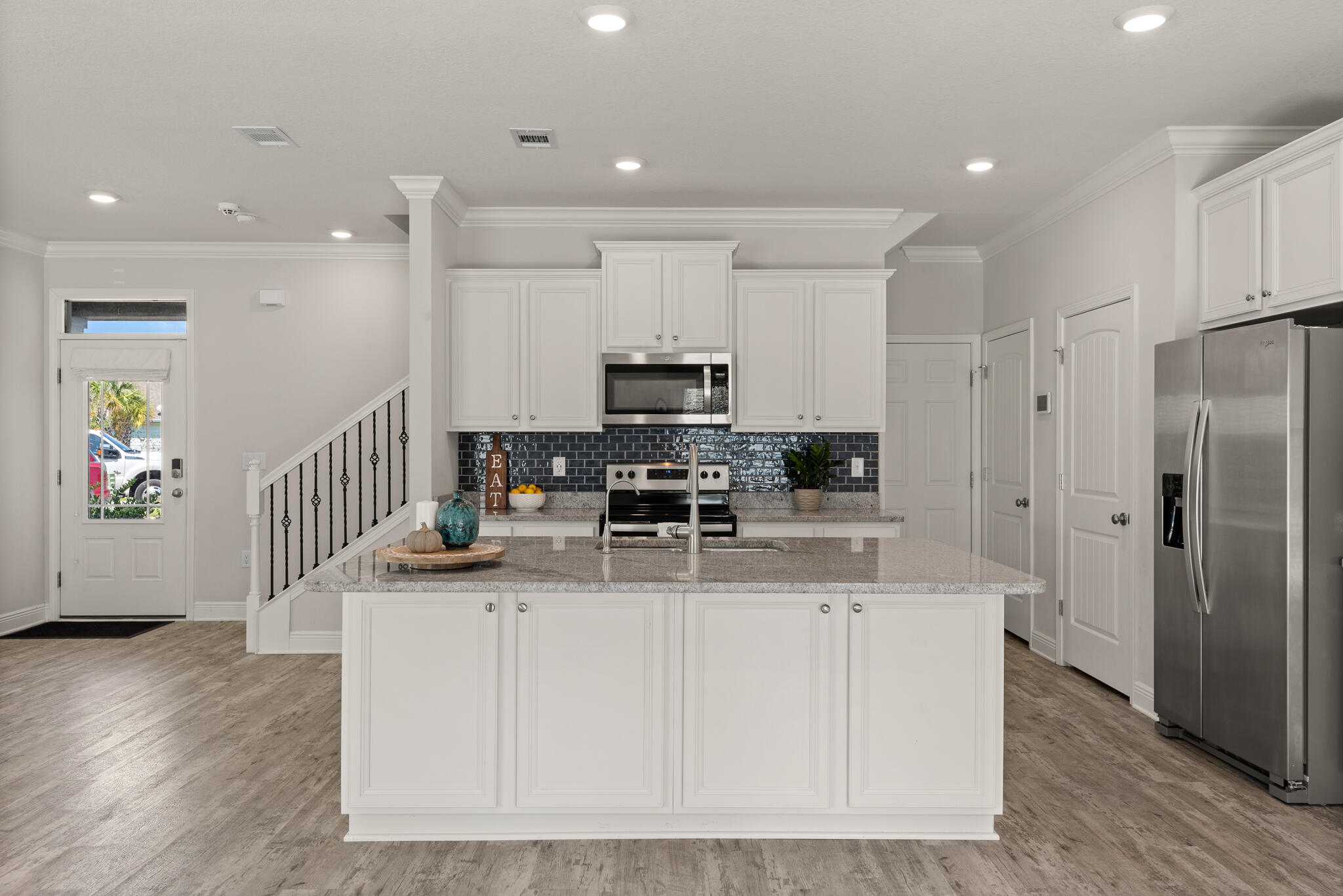 STONEGATE - Residential