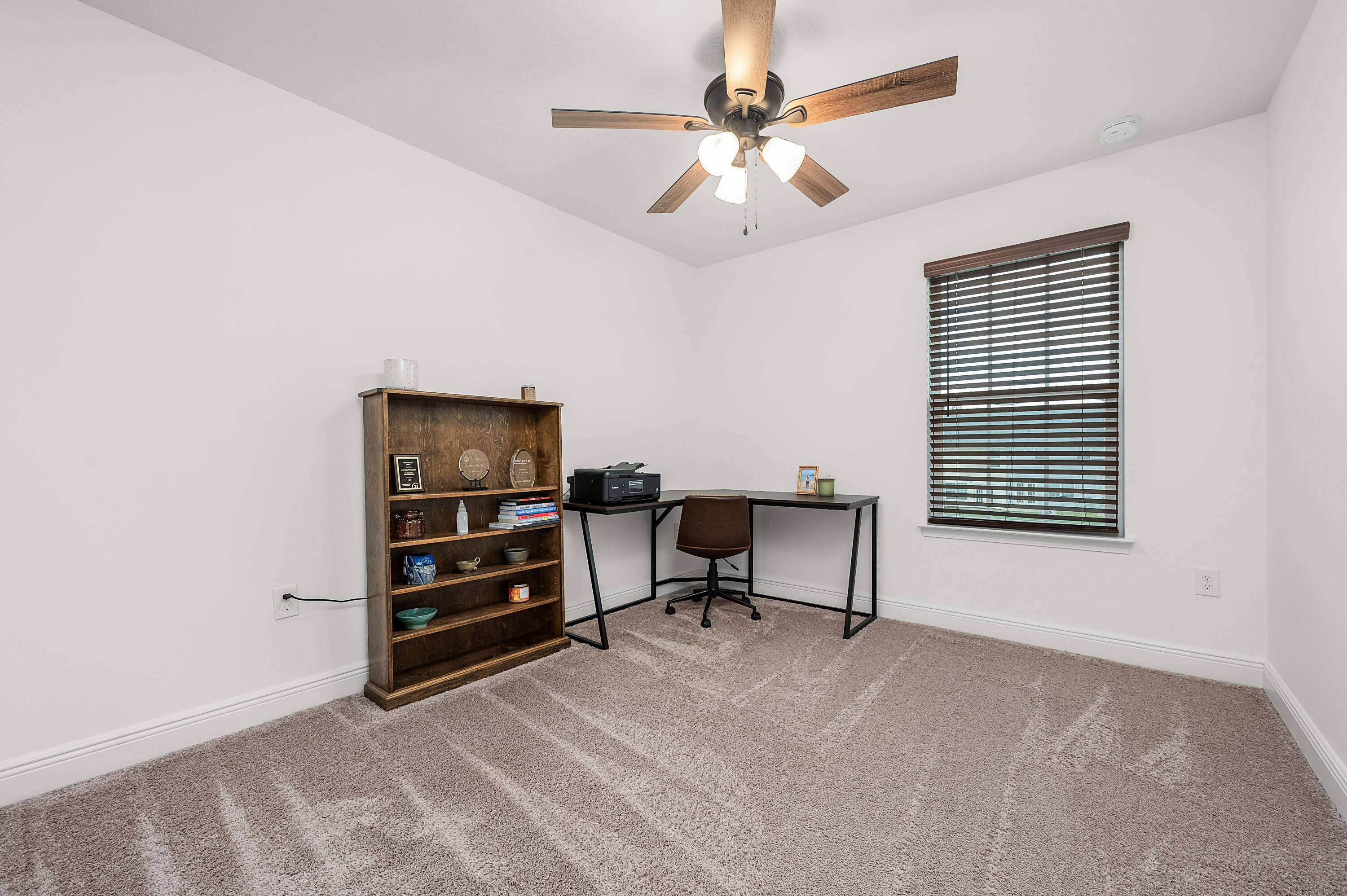 IRON HORSE T/H - Residential