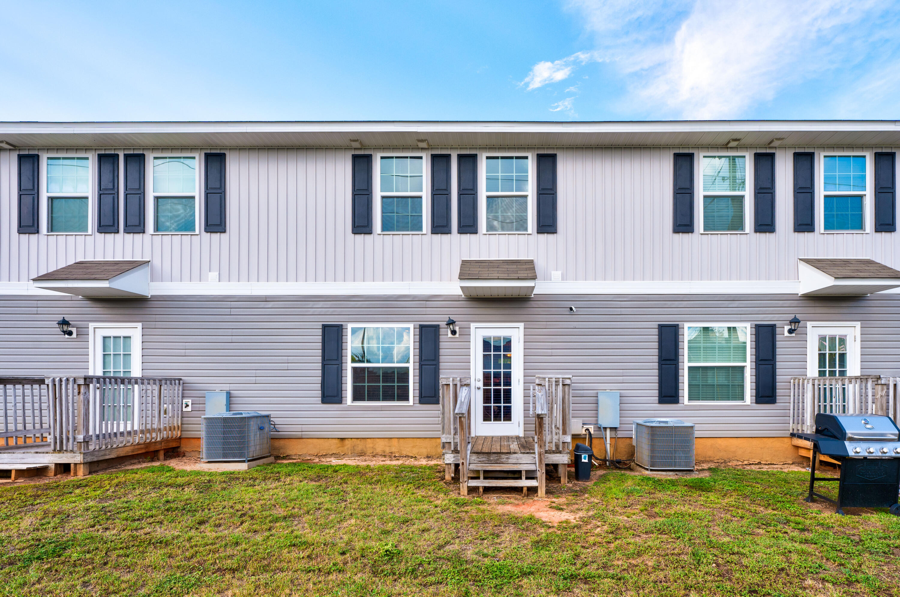 IRON HORSE T/H - Residential