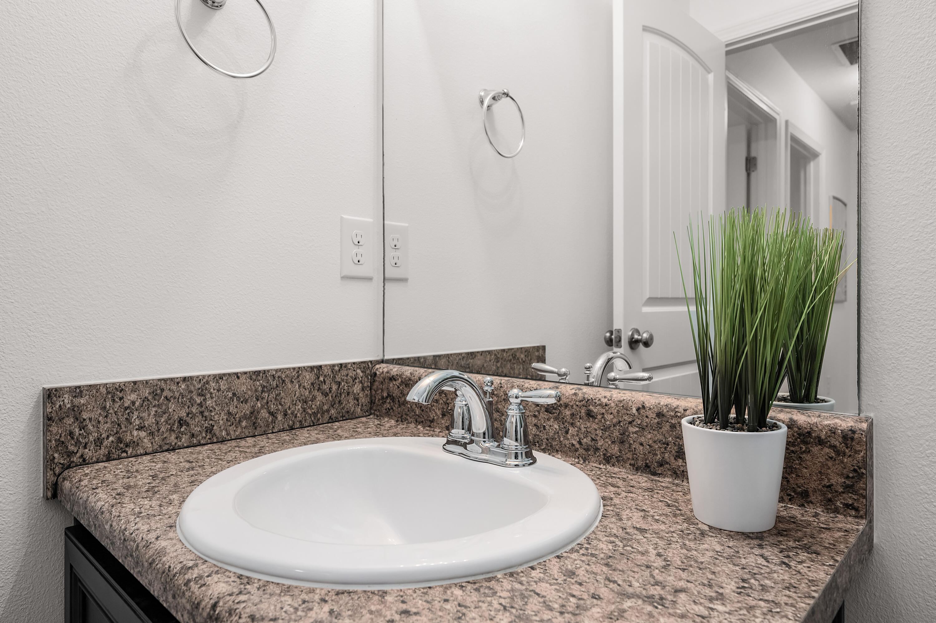 IRON HORSE T/H - Residential