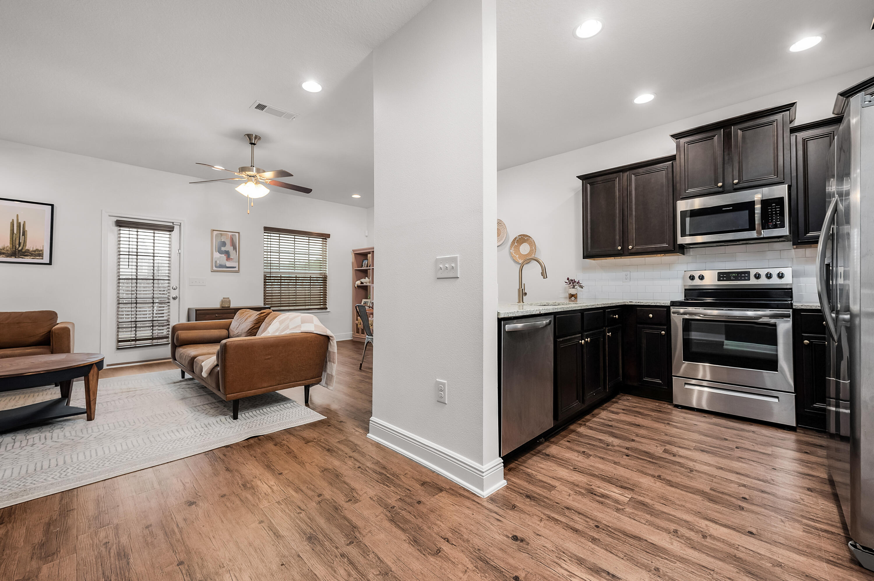 IRON HORSE T/H - Residential