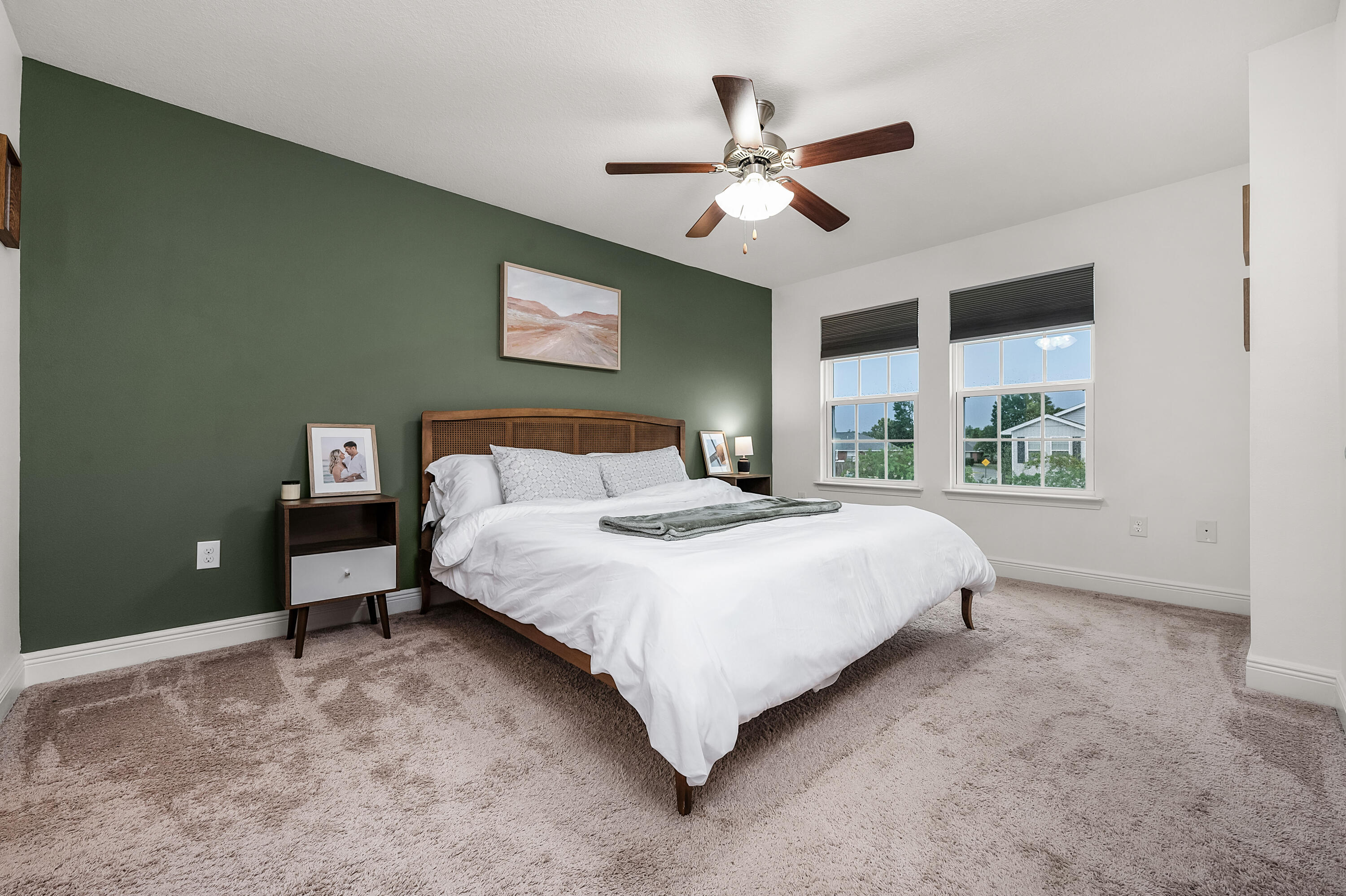 IRON HORSE T/H - Residential