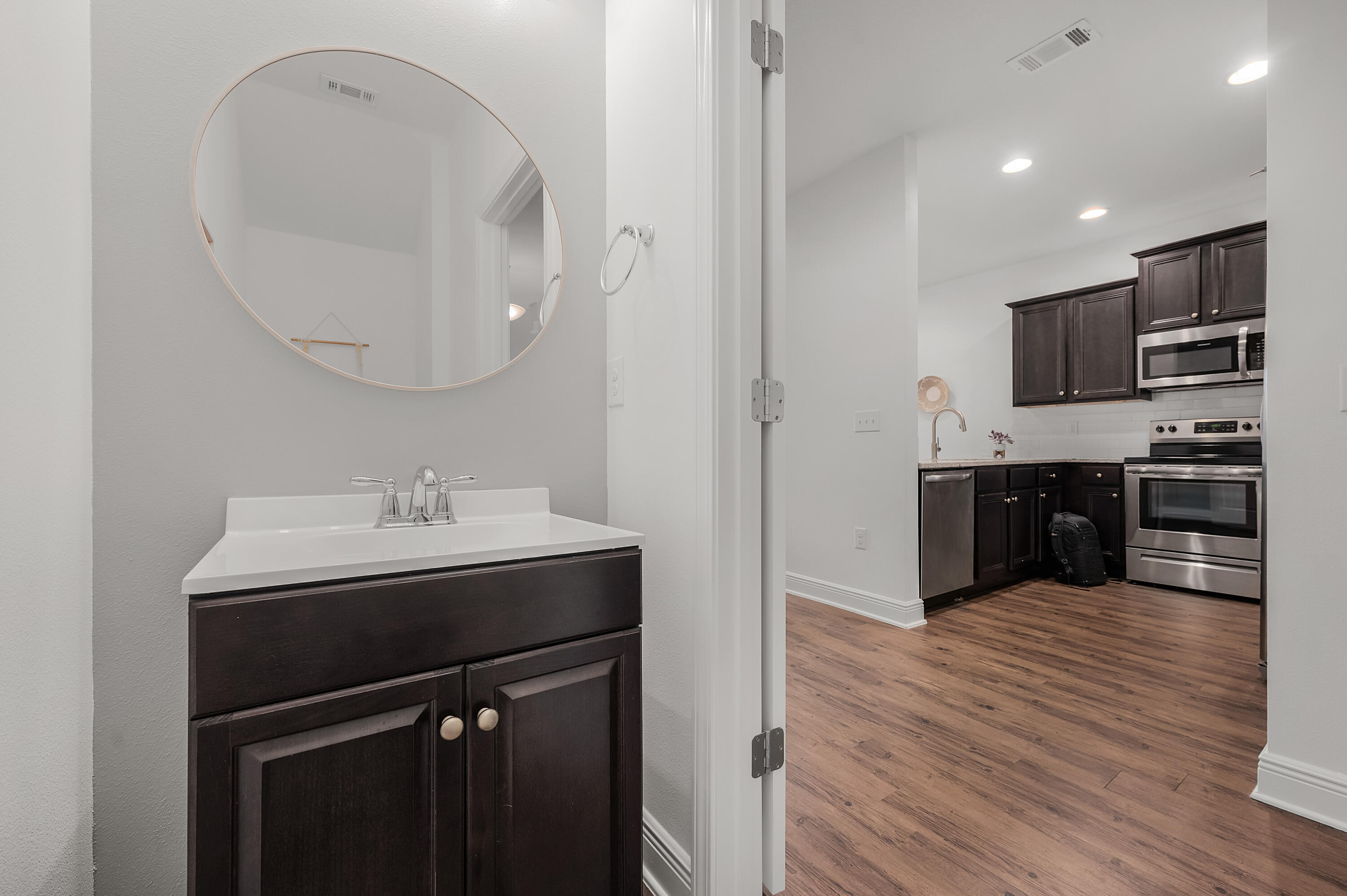 IRON HORSE T/H - Residential