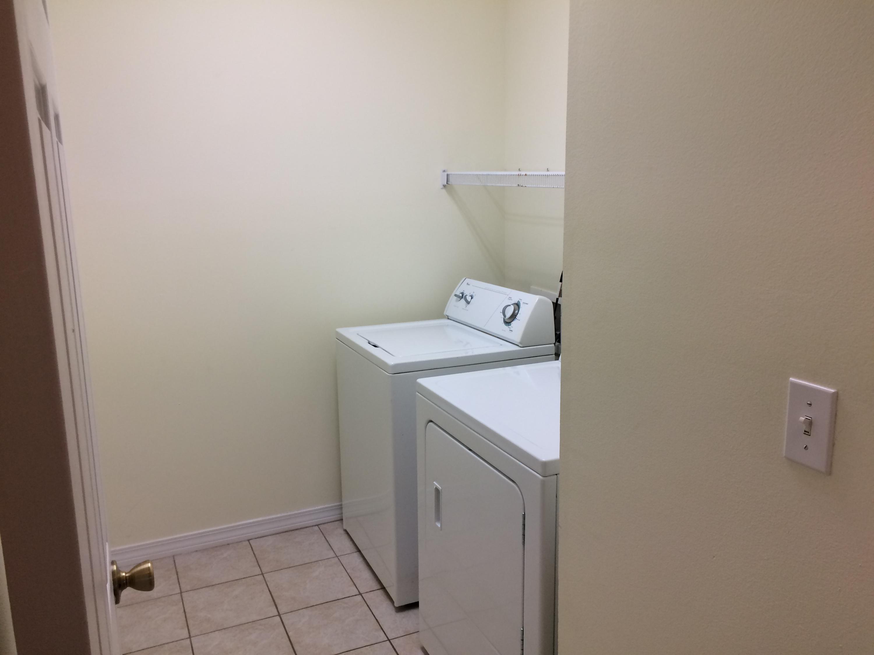 Santa Rosa Apartments - Residential