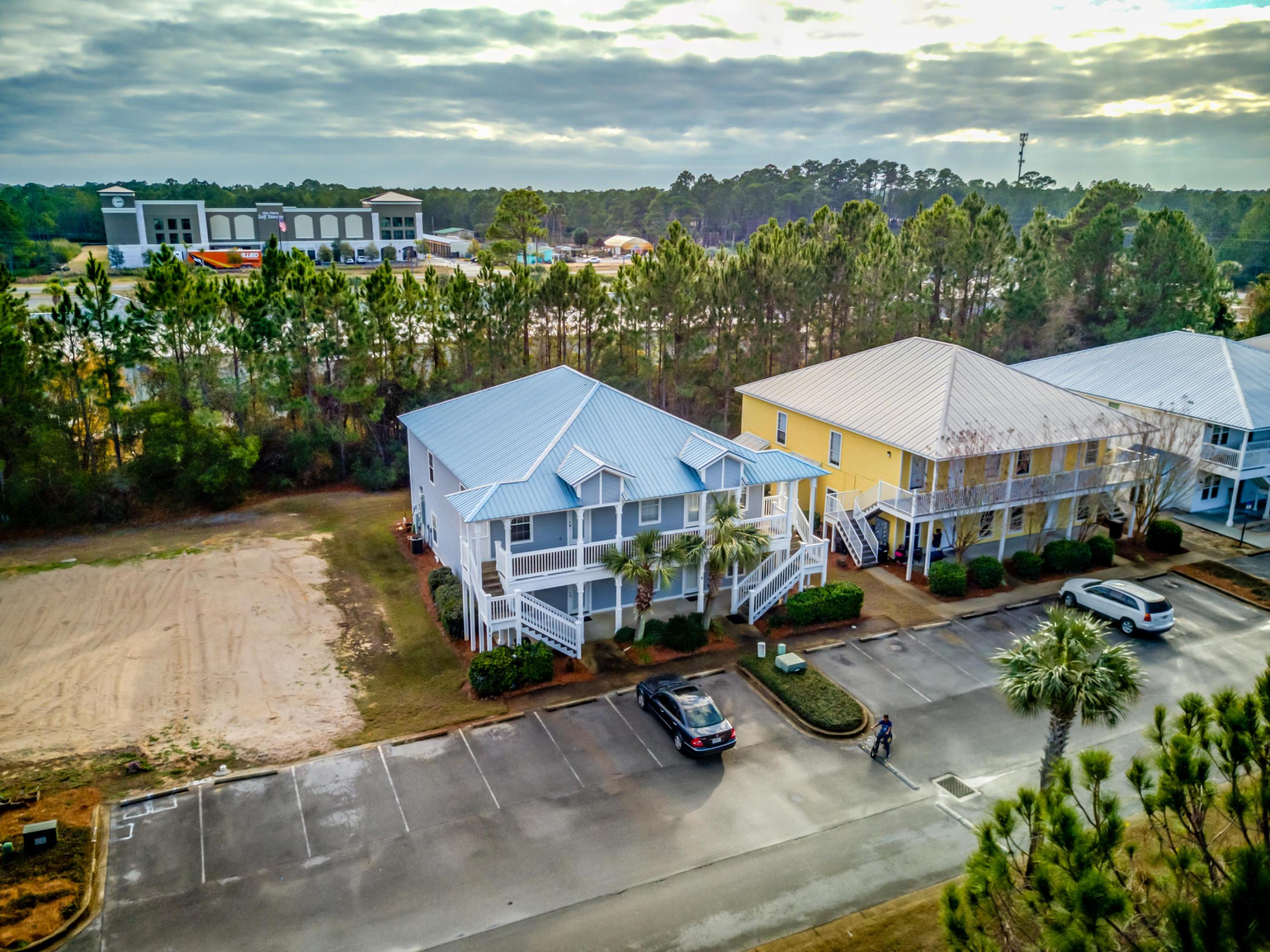 Santa Rosa Apartments - Residential