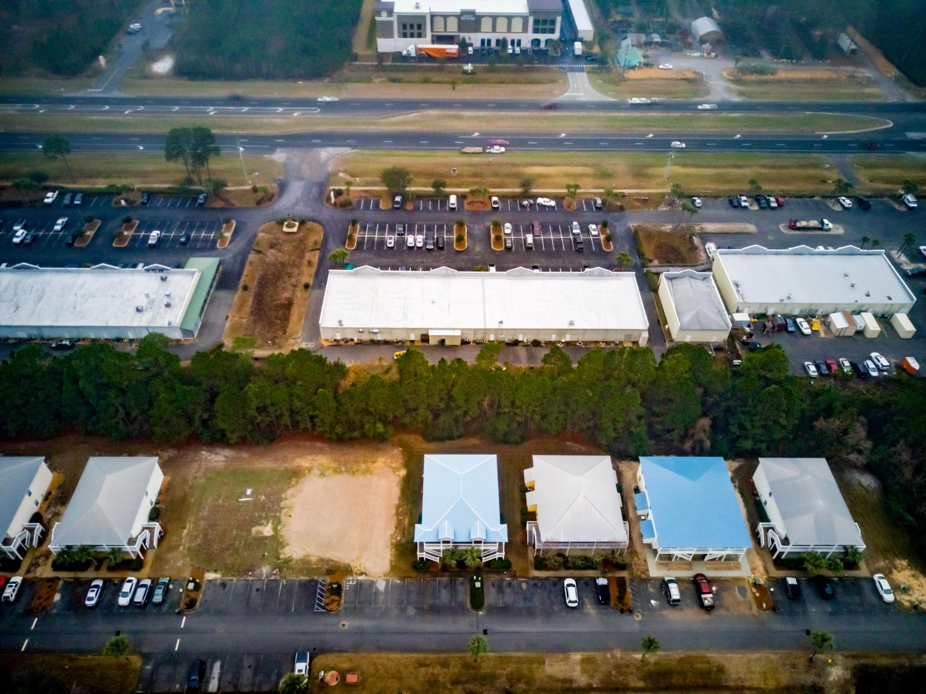 Santa Rosa Apartments - Residential