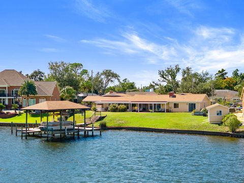 Photo of 2446 Pretty Bayou Boulevard, Panama City, FL 32405 (MLS # 988335)