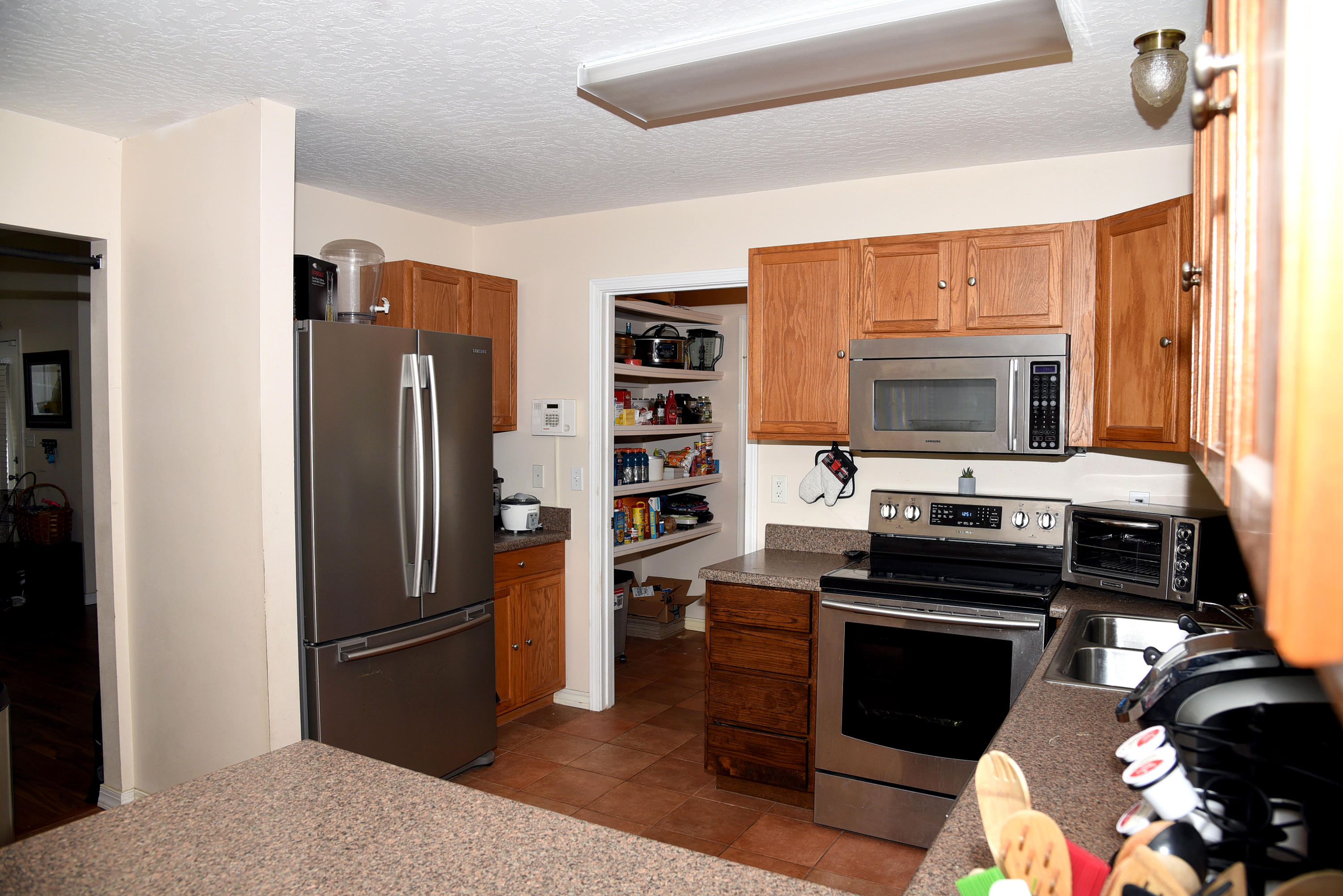 WEST NAVARRE - Residential