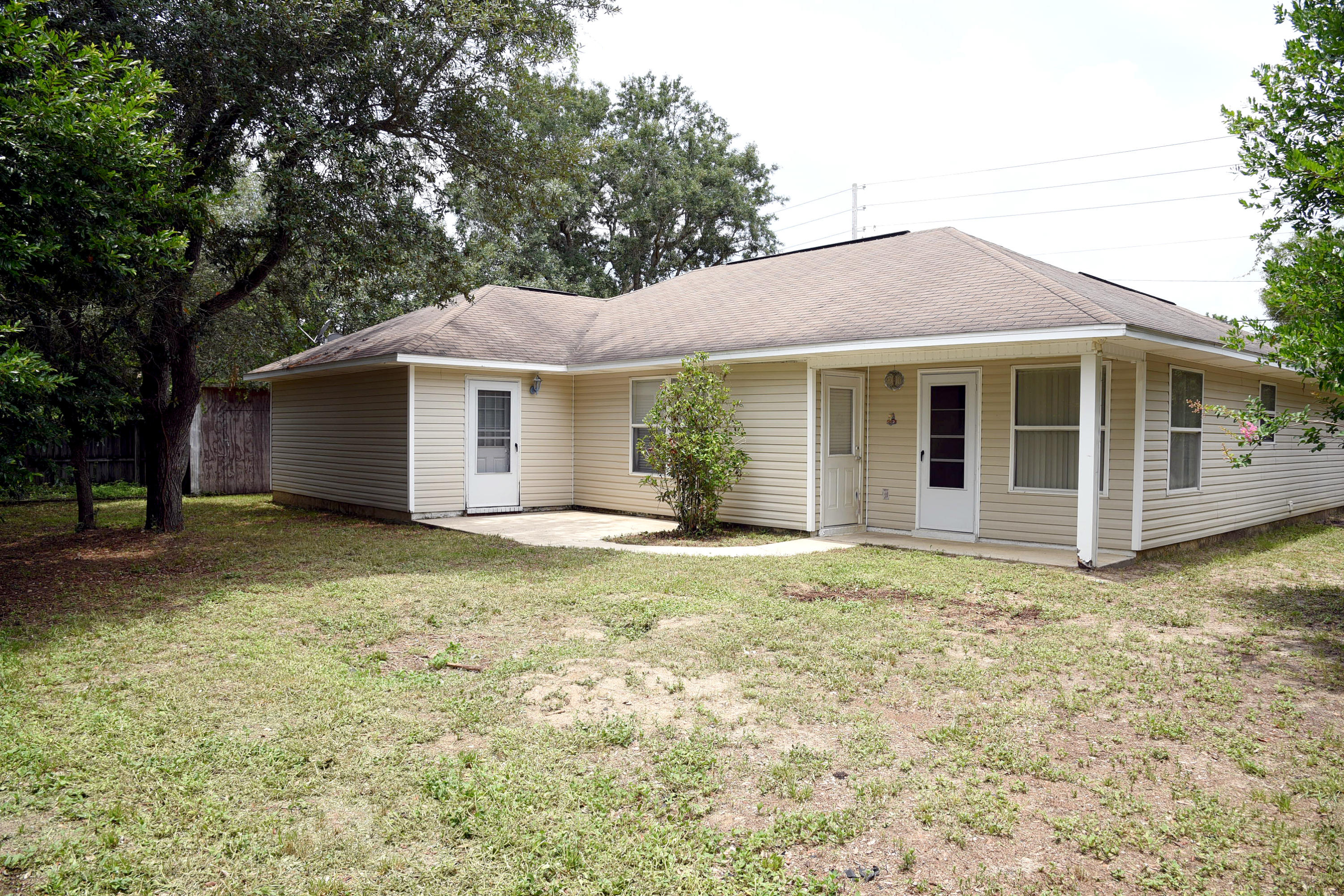 WEST NAVARRE - Residential