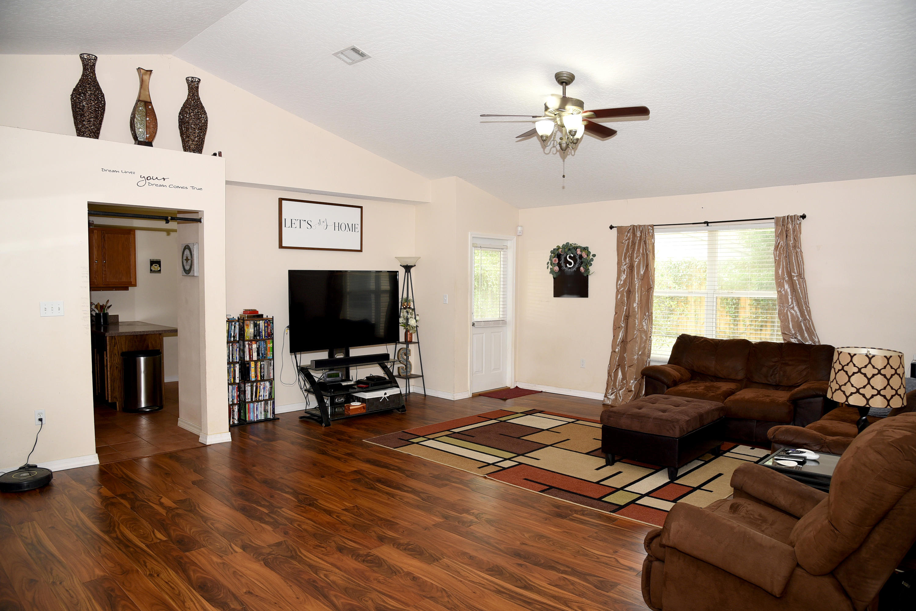 WEST NAVARRE - Residential