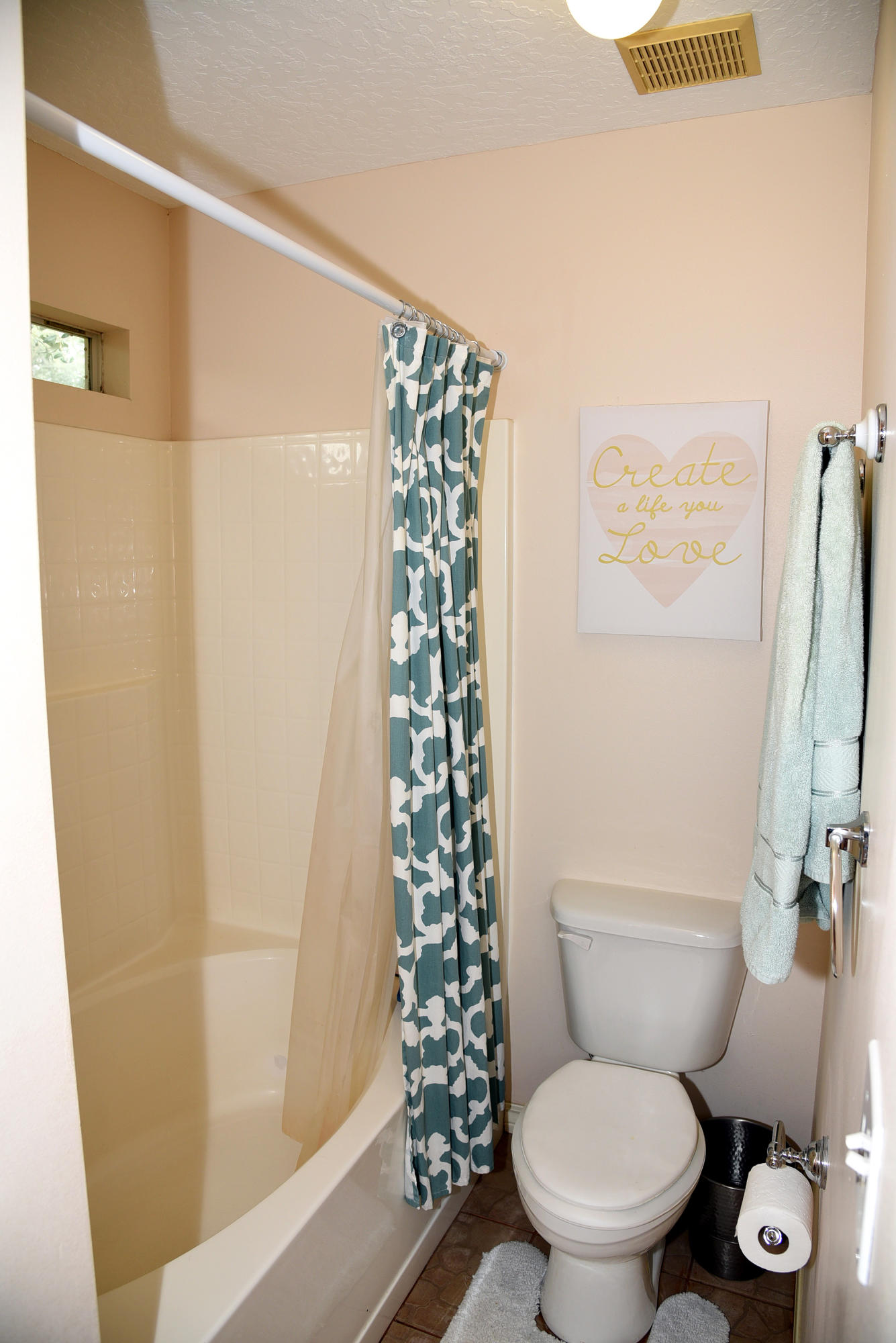 WEST NAVARRE - Residential