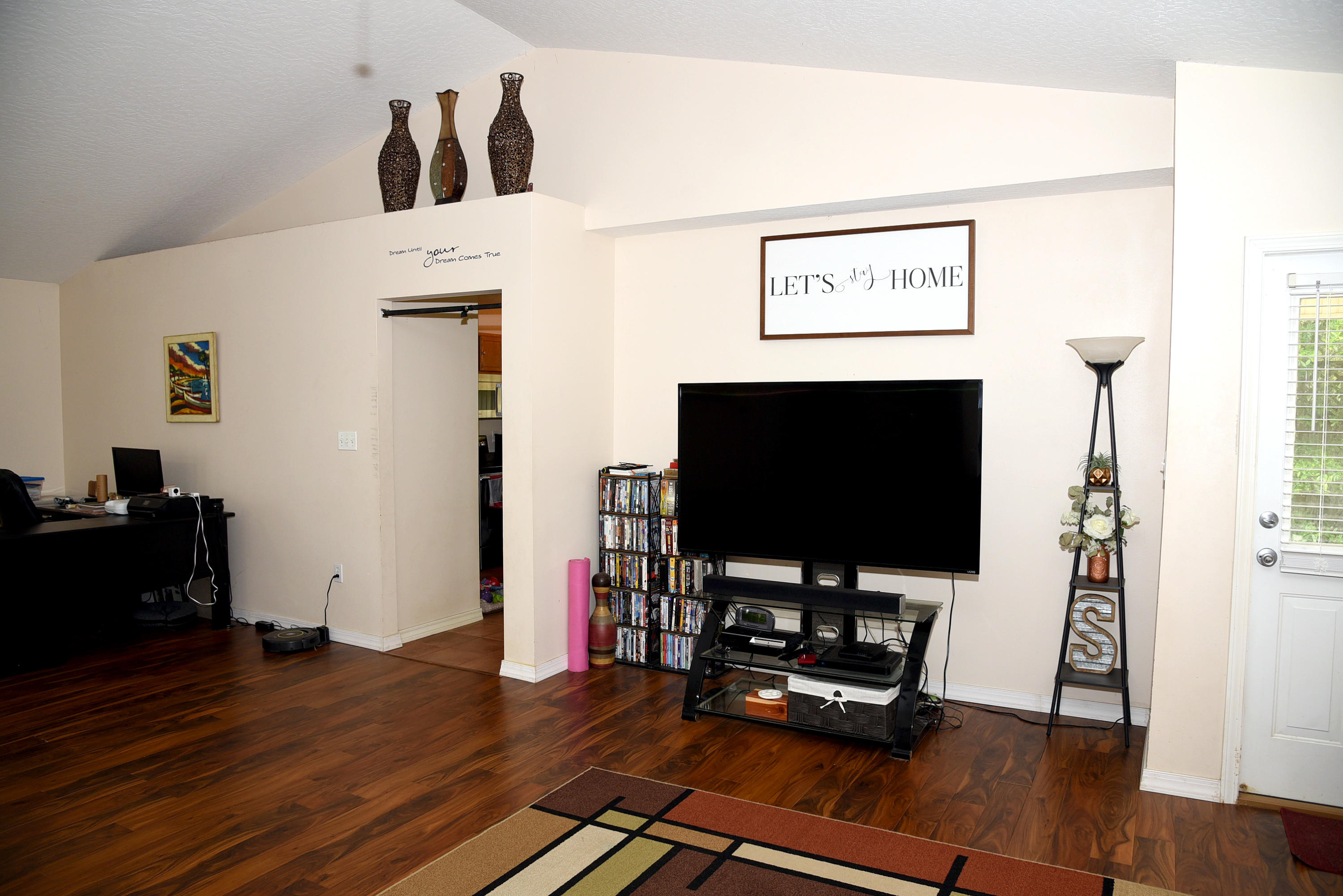 WEST NAVARRE - Residential