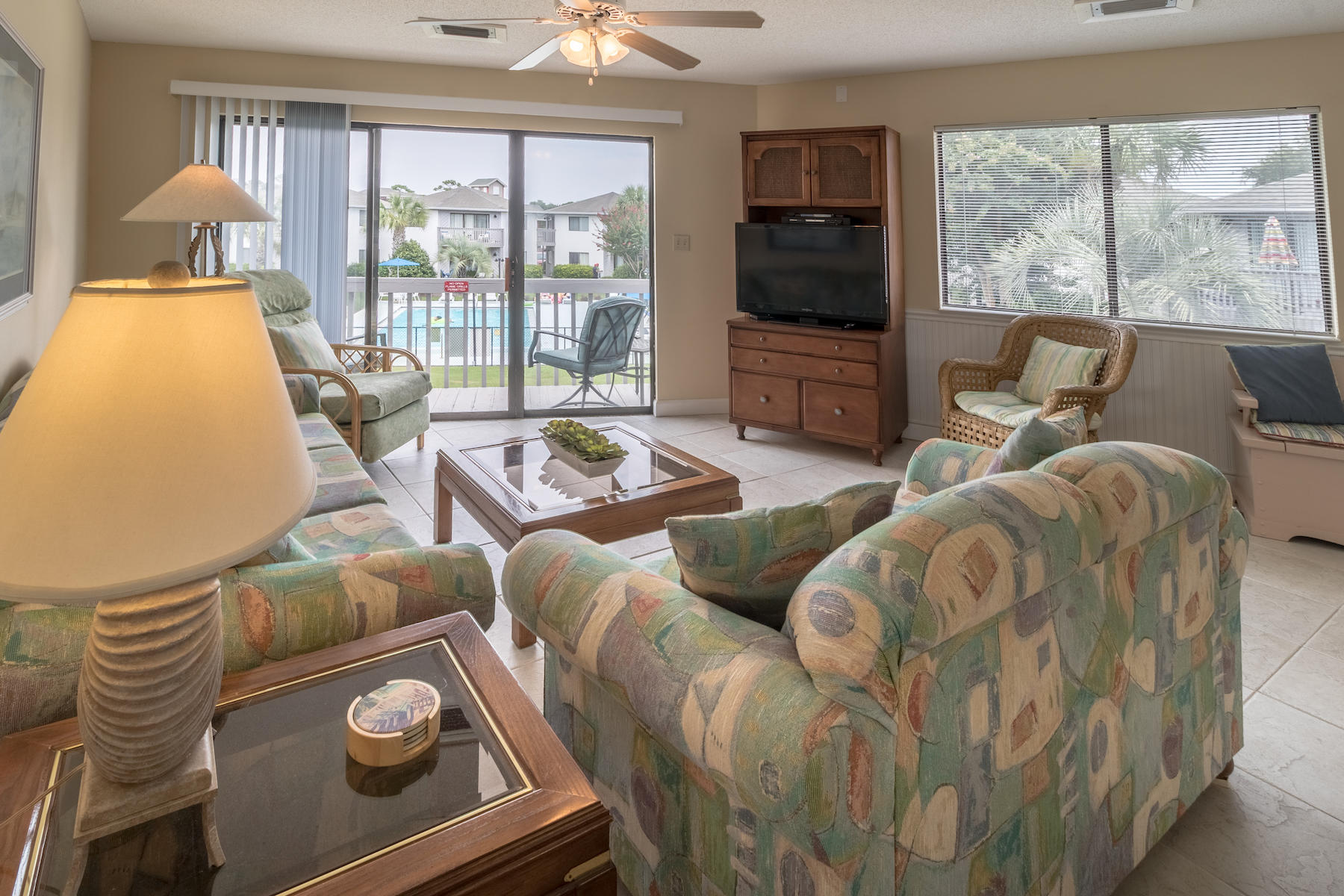 CRYSTAL VILLAGE CONDO PH I - Residential