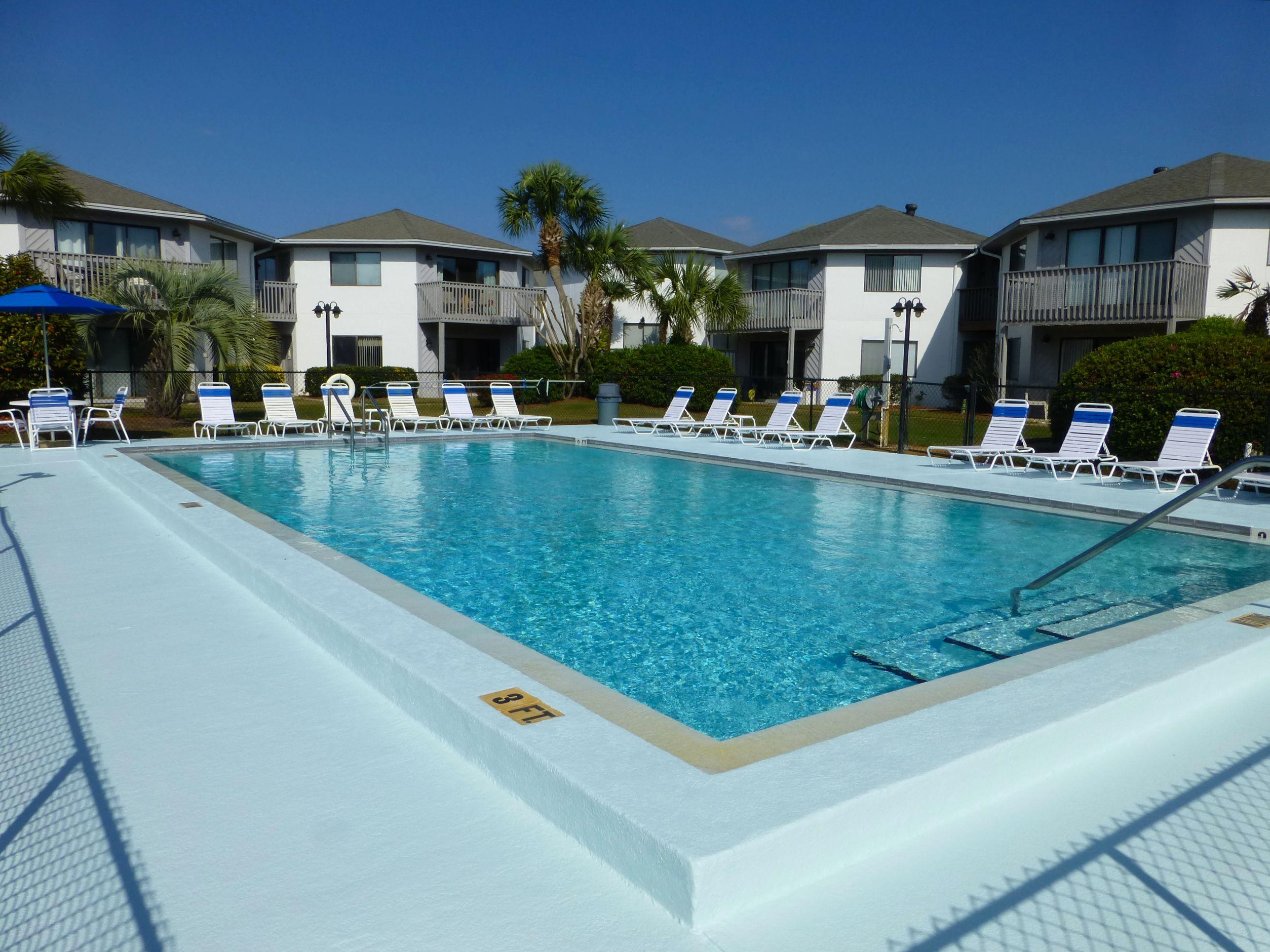 CRYSTAL VILLAGE CONDO PH I - Residential