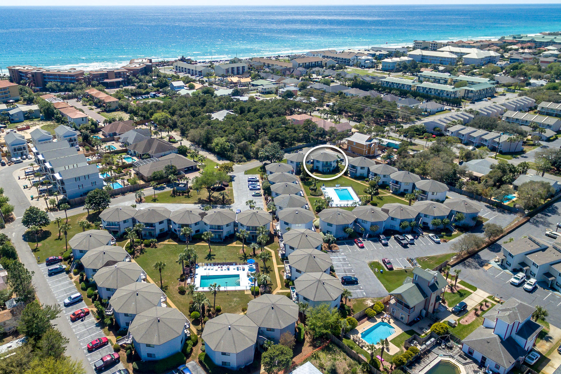 CRYSTAL VILLAGE CONDO PH I - Residential