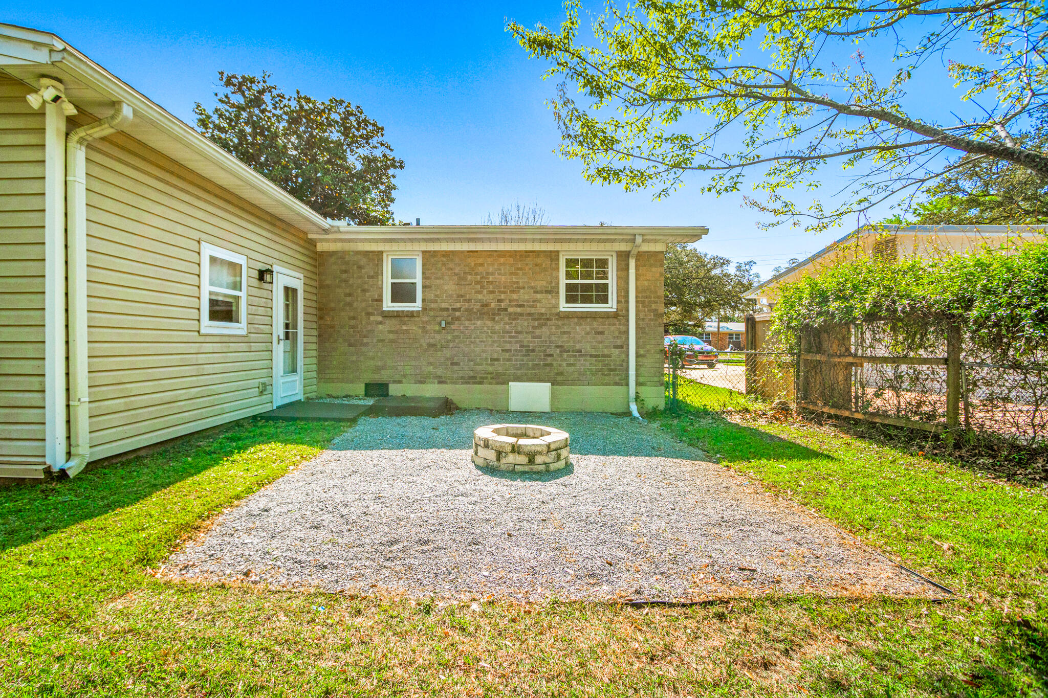 ELLIOTTS POINT 10TH ADDN - Residential