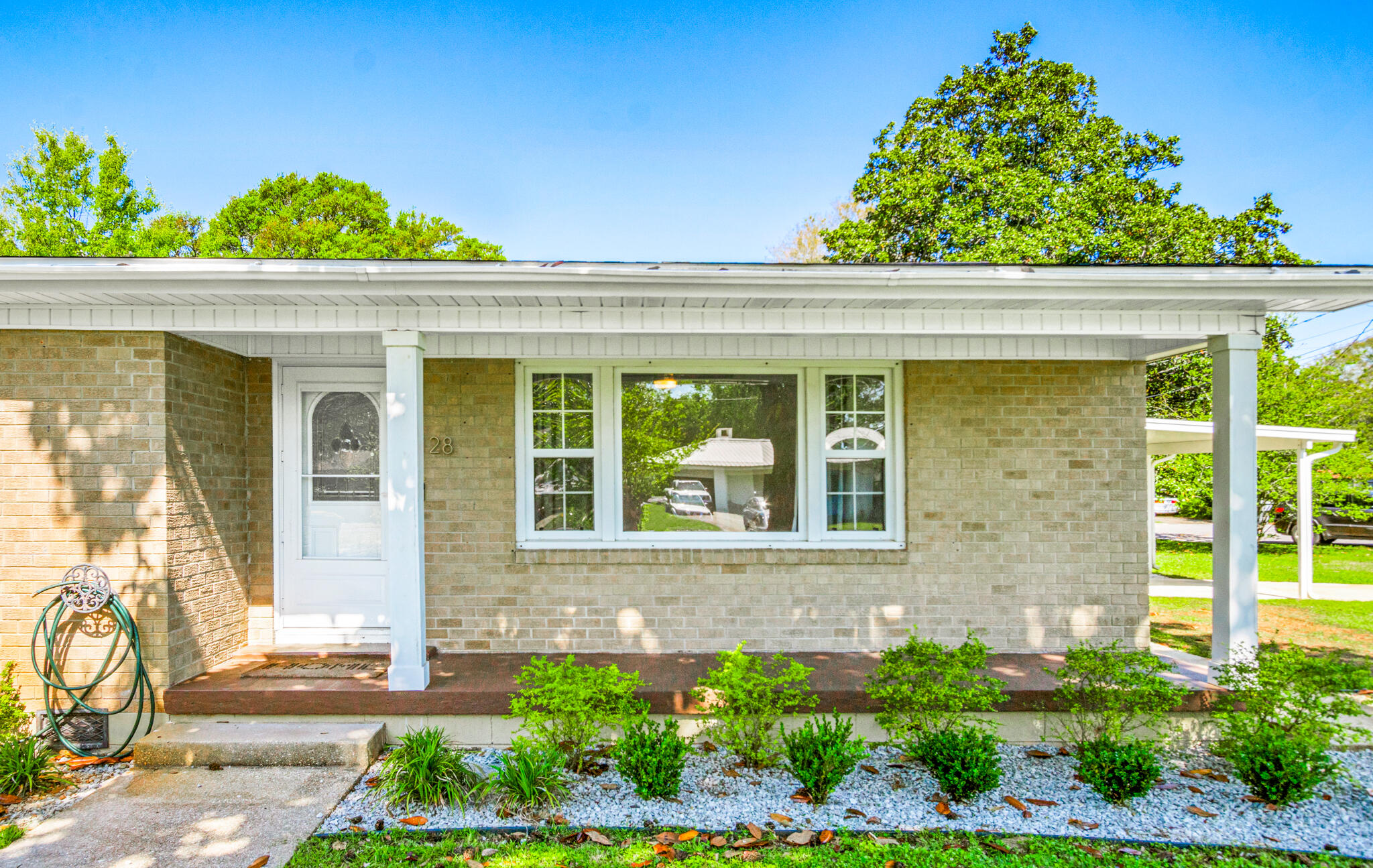 ELLIOTTS POINT 10TH ADDN - Residential