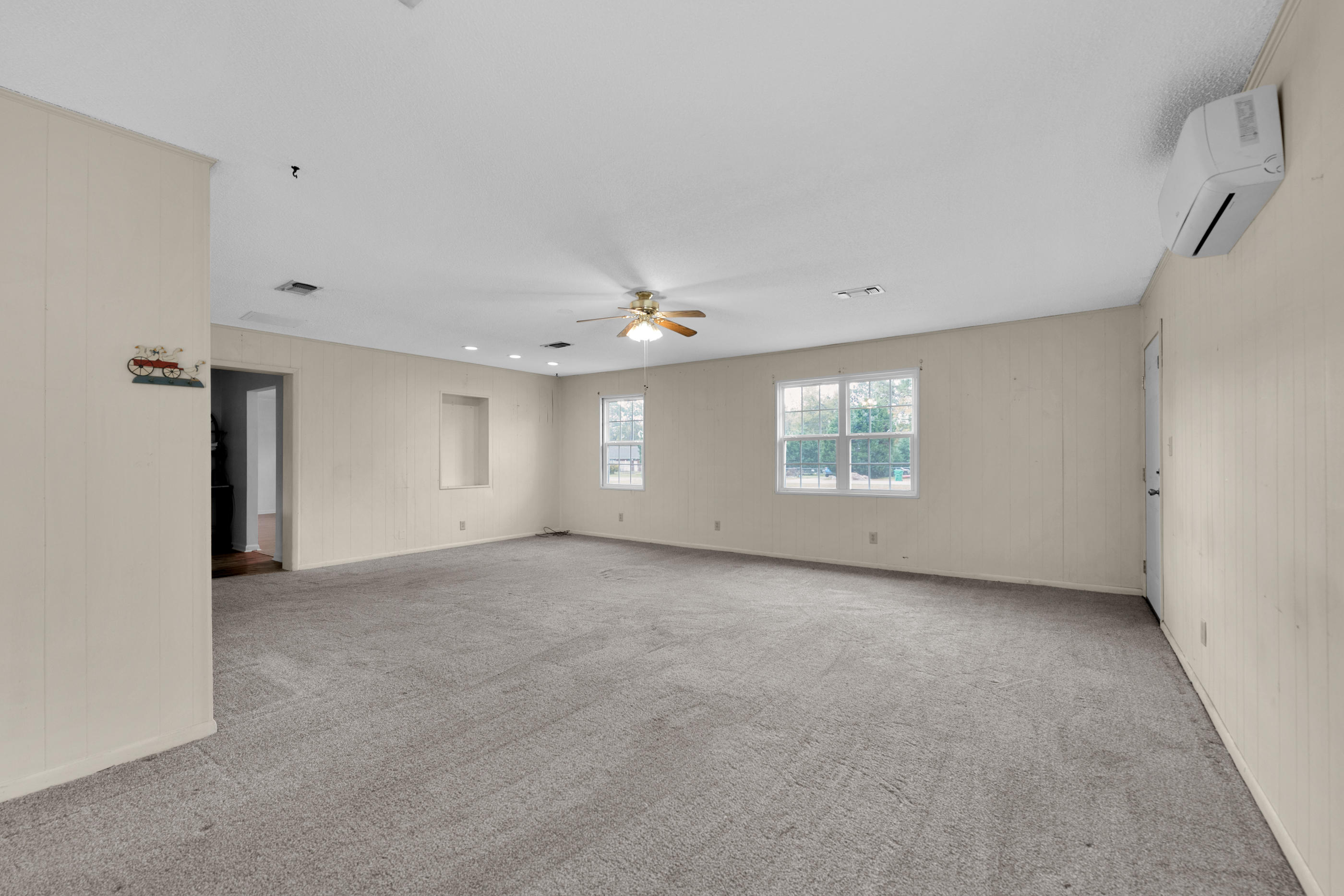 OAKDALE MINI FARMS - Residential