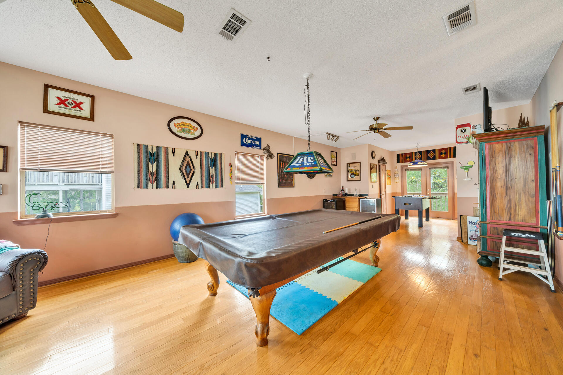 BAY BREEZE - Residential