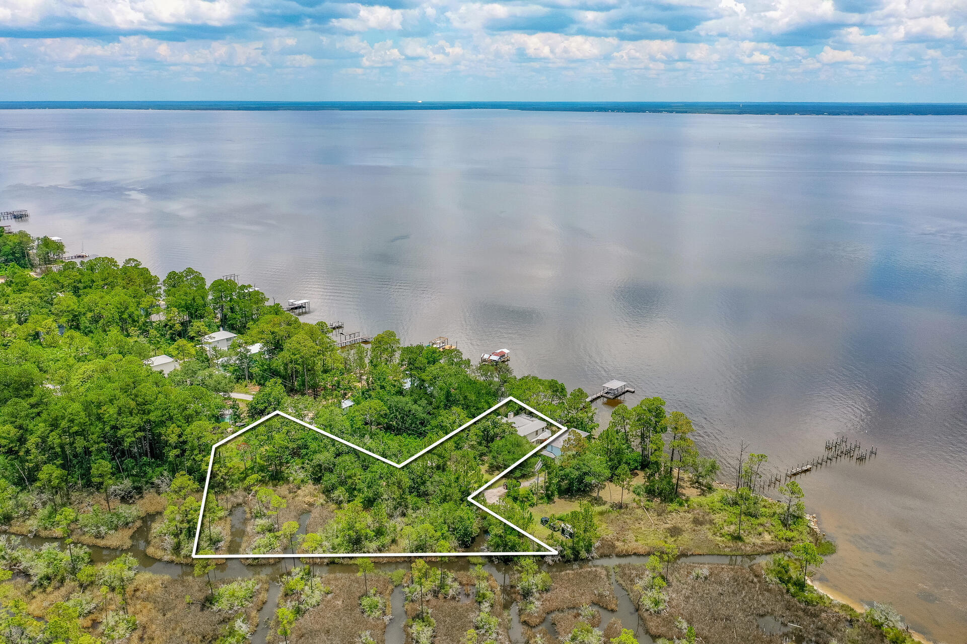 BAY BREEZE - Residential