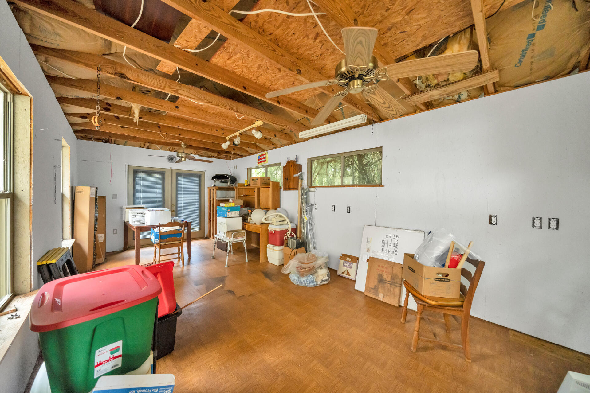 BAY BREEZE - Residential