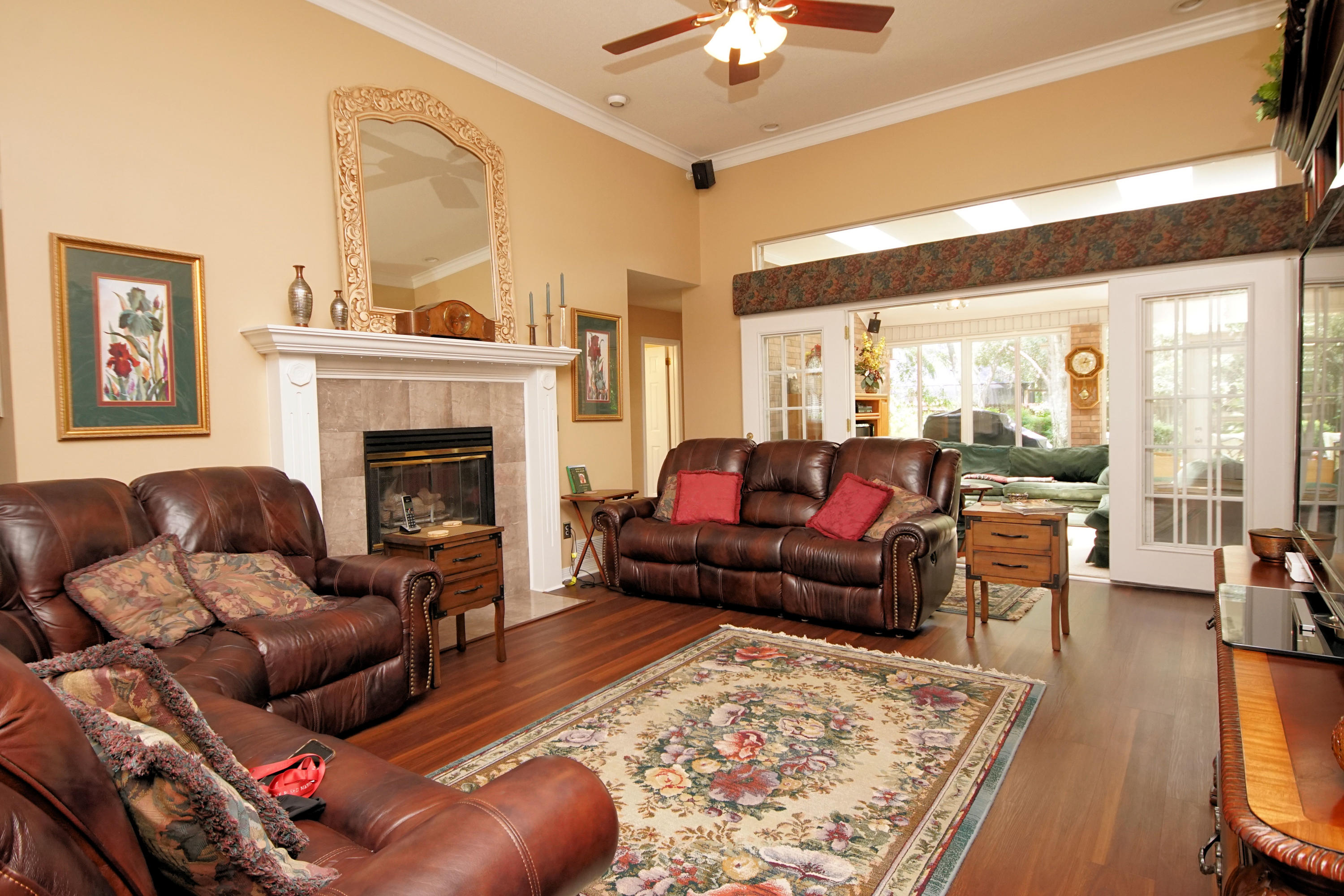 PARKWOOD ESTATES PH 1 BLUEWATER BAY - Residential