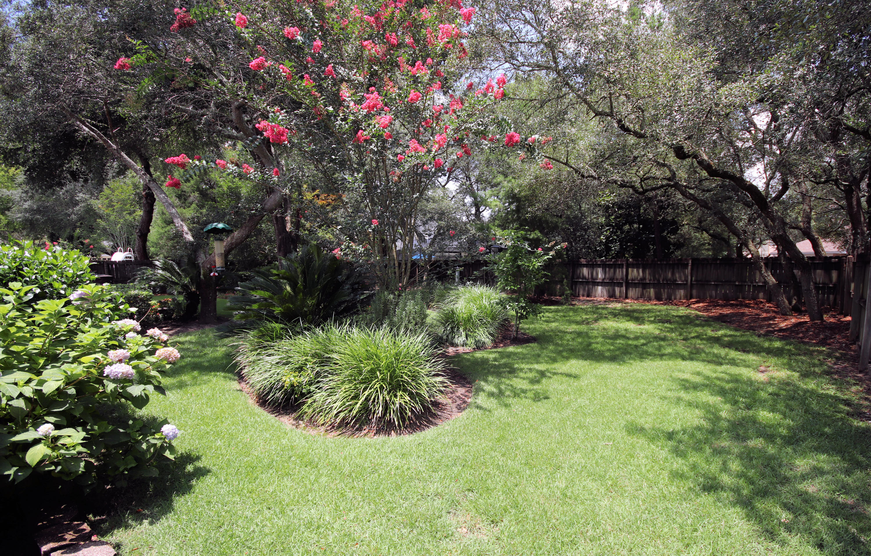 PARKWOOD ESTATES PH 1 BLUEWATER BAY - Residential