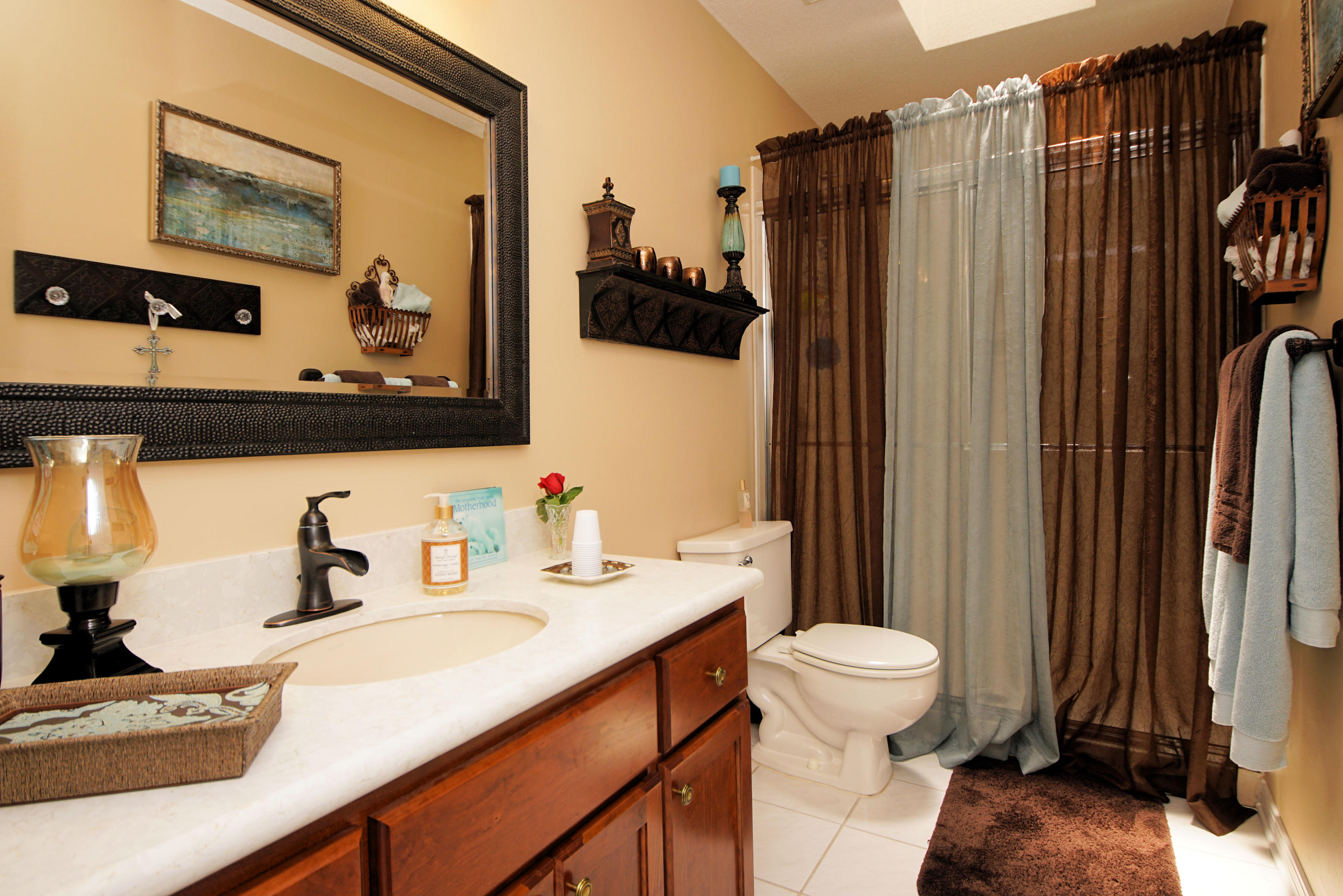 PARKWOOD ESTATES PH 1 BLUEWATER BAY - Residential