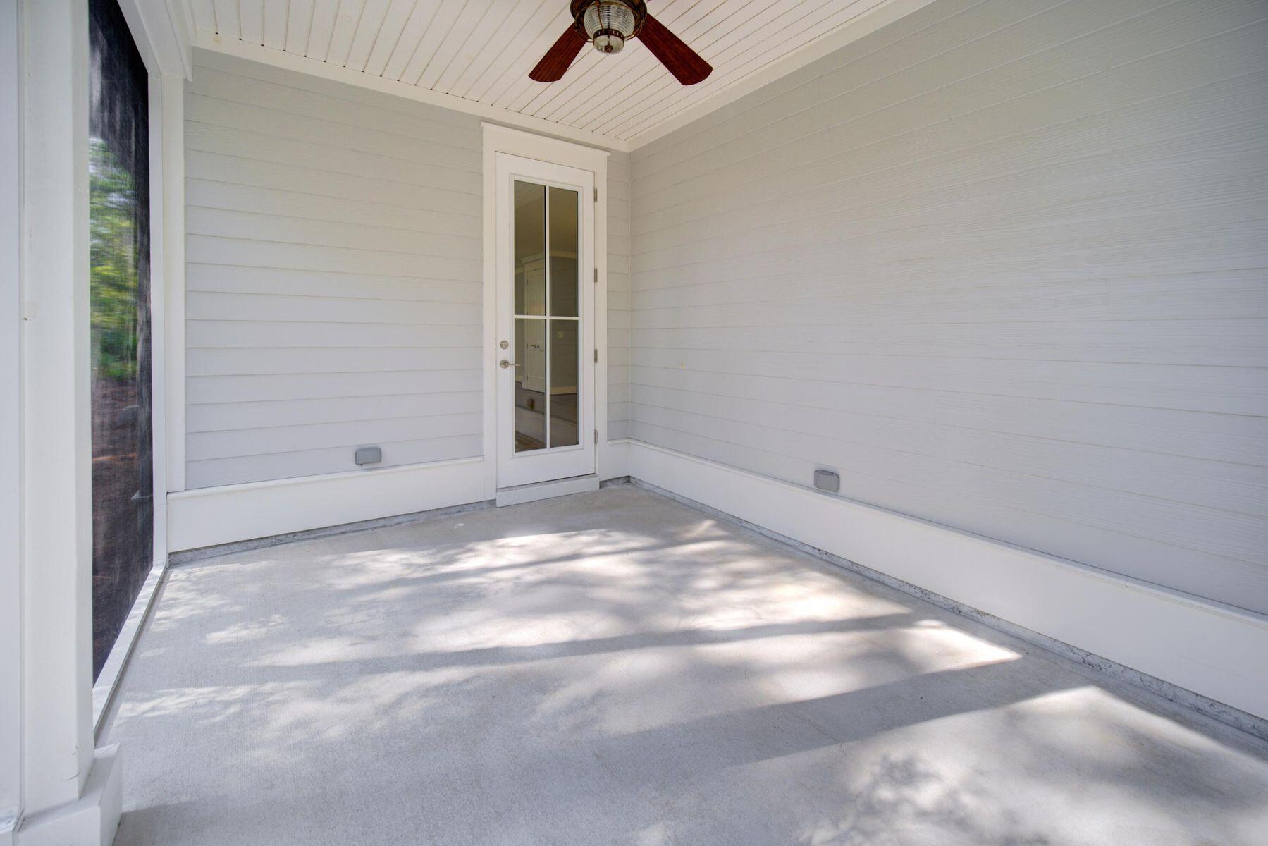 GRAYTON BAYOU - Residential