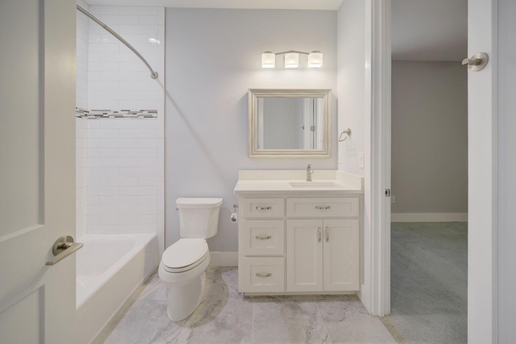 GRAYTON BAYOU - Residential