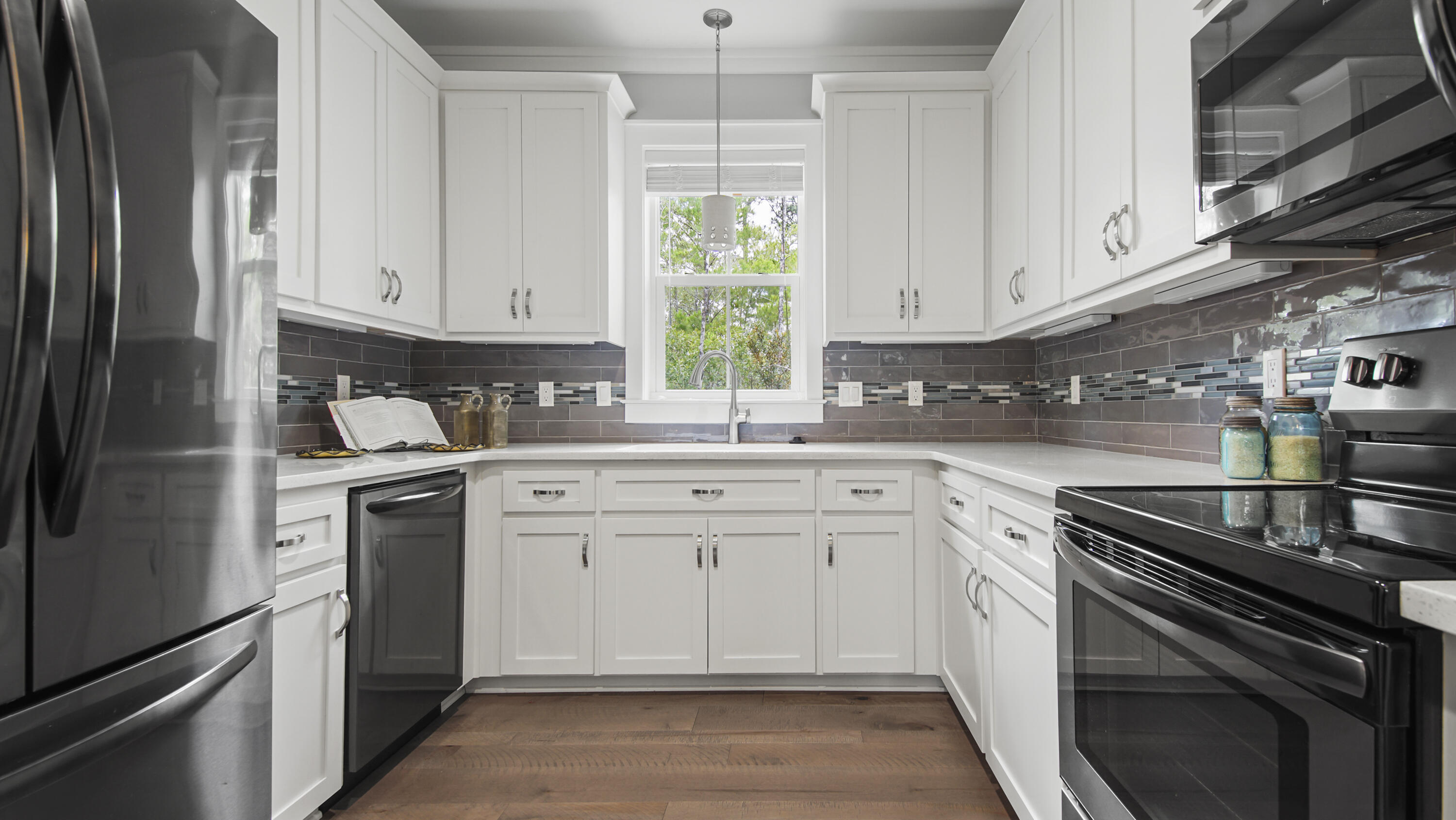 GRAYTON BAYOU - Residential