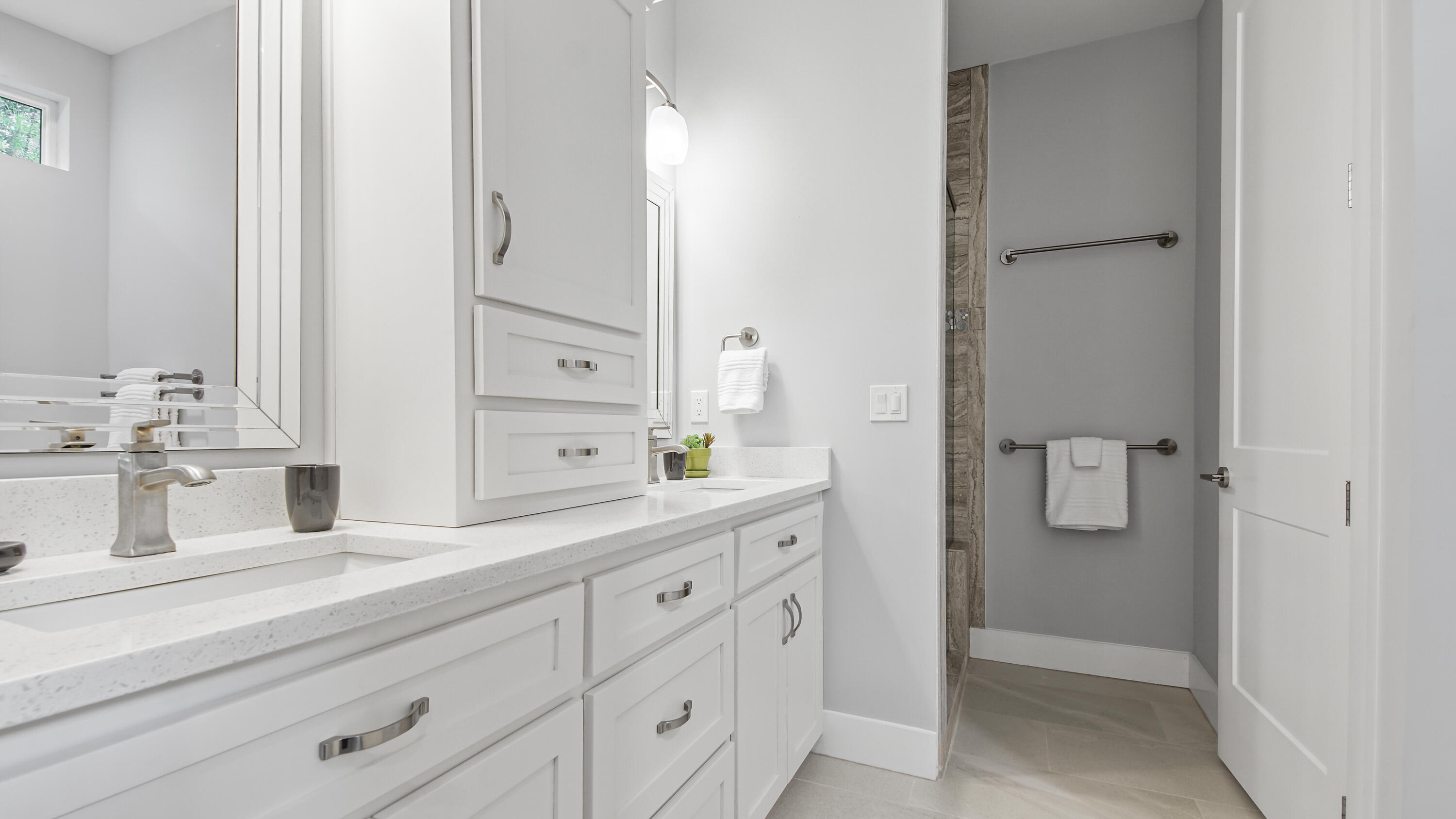 GRAYTON BAYOU - Residential