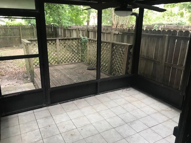 DENTON COURT UNIT 4 - Residential