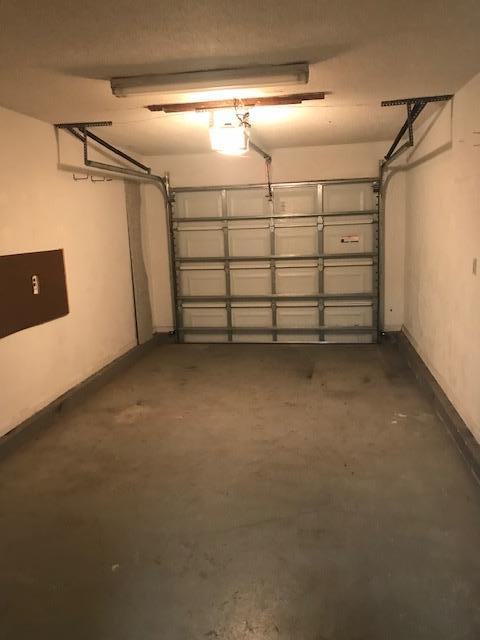 DENTON COURT UNIT 4 - Residential