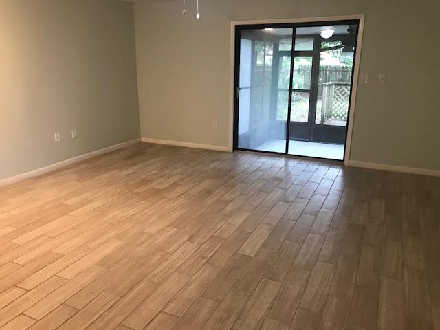 DENTON COURT UNIT 4 - Residential