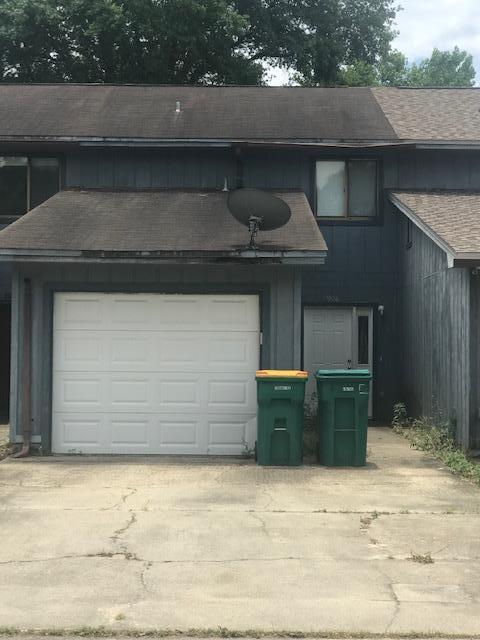 DENTON COURT UNIT 4 - Residential