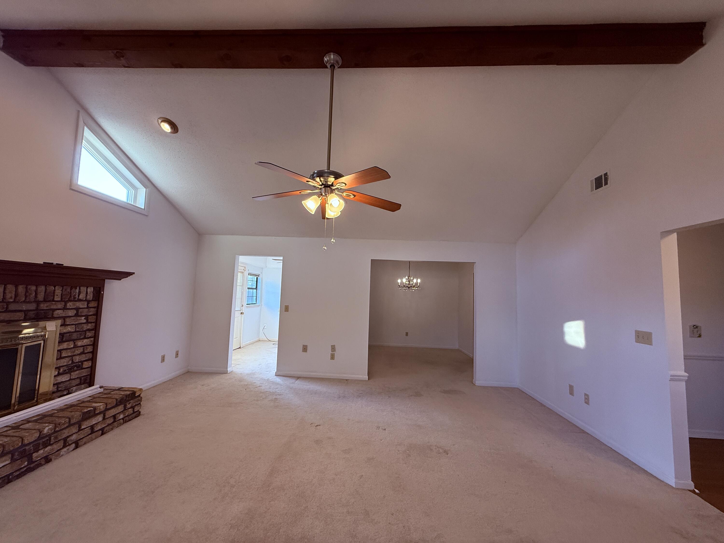 MARY ESTHER MANOR - Residential