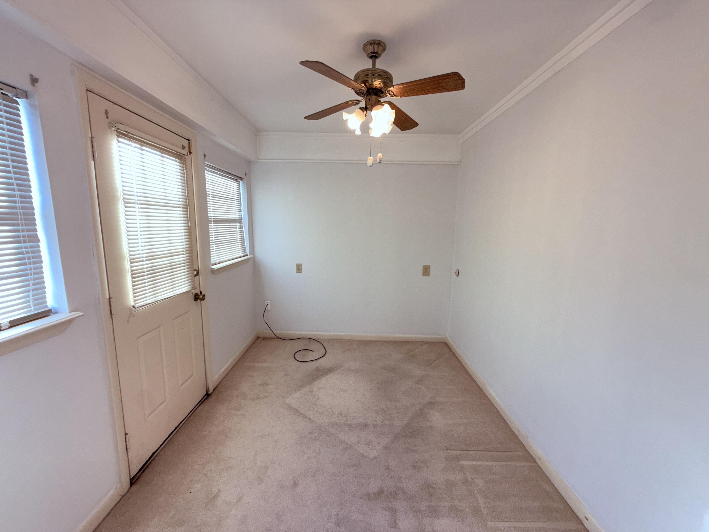 MARY ESTHER MANOR - Residential